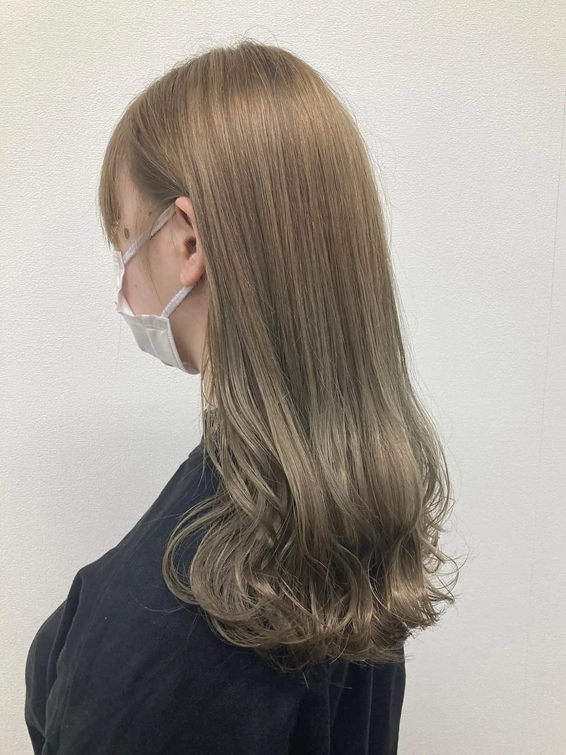 ロング カラー ヘアアレンジ ミストバング ブリーチ ケアブリーチ 透明感カラー デザインカラー カット ヘアカラー トリートメント maoブリーチ無し 似合わせカラーのヘアスタイル