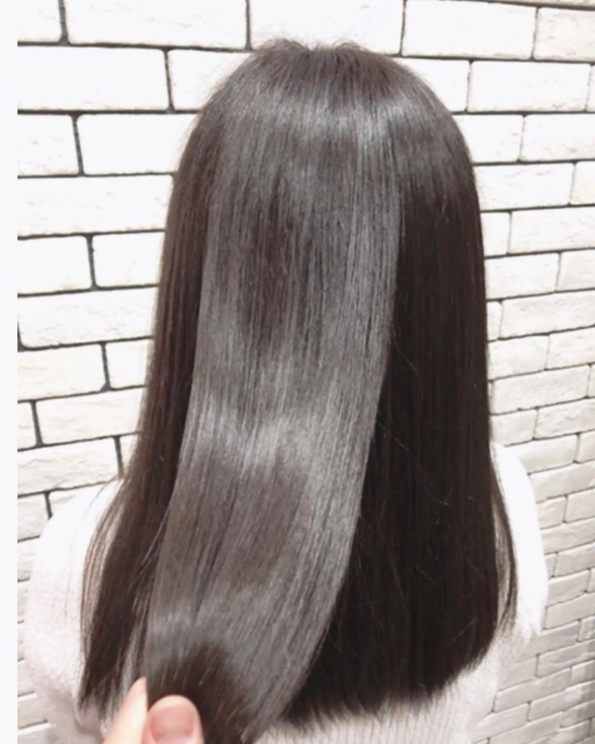 セミロング mare所属・＊＊＊ natsumiのヘアスタイル