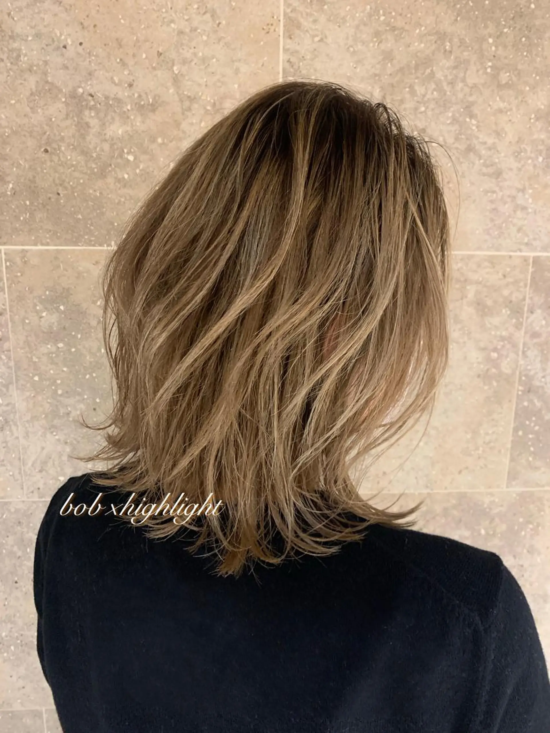 ミディアム カラー ヘアアレンジ ハイライトカラー ボブ ハイライト 日本一の小顔カット/ ボブ/顔周り/韓国のヘアスタイル