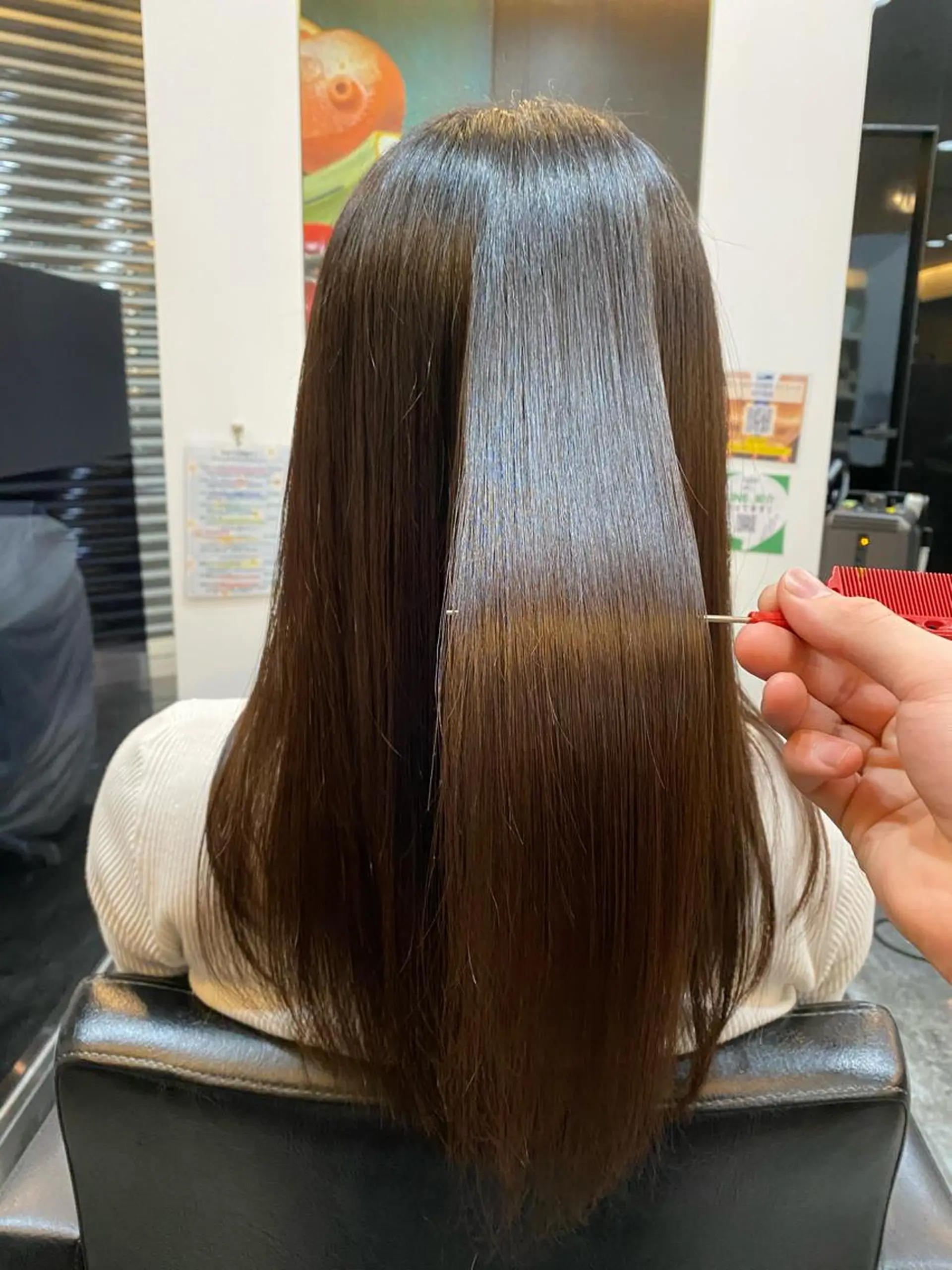 ロング ボブ ハイライト 髪質改善 カット 縮毛矯正 トリートメント 山下 祐輝のヘアスタイル