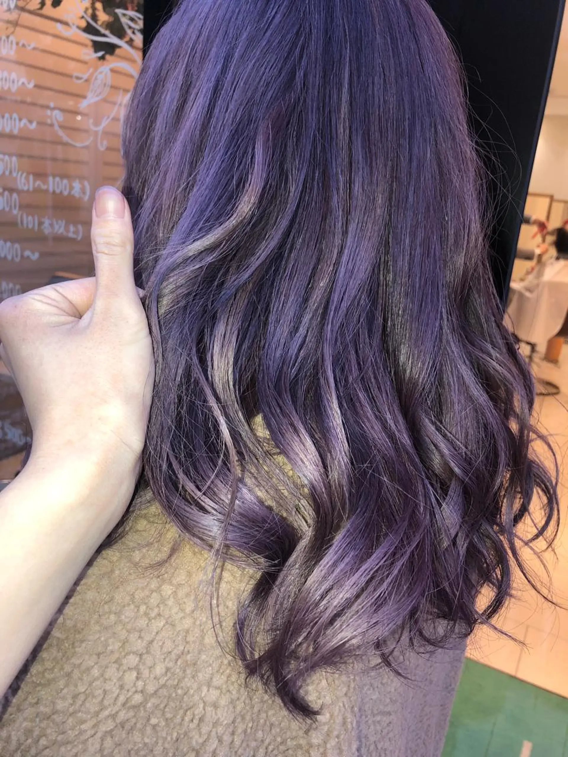 ミディアム カラー 樋渡 侑希のヘアスタイル