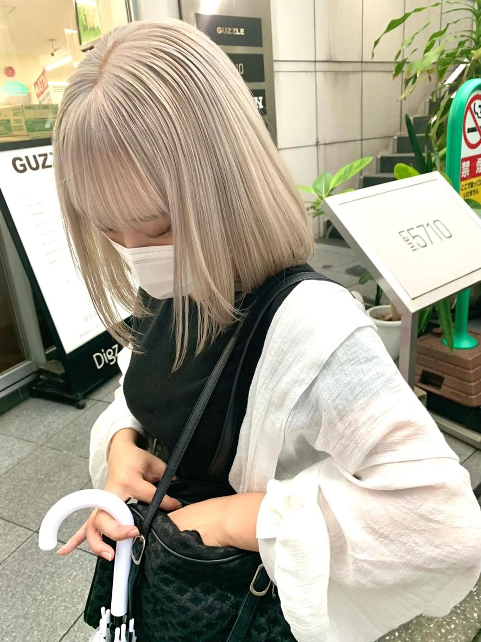 ロング カラー パーマ ヘアアレンジ メンズ キッズ ネイル マツエク・マツパ アイブロウ カット ヘアカラー トリートメント ヘッドスパ ヘアセット ハイトーン/美髪矯正 🍃大江拓実のヘアスタイル