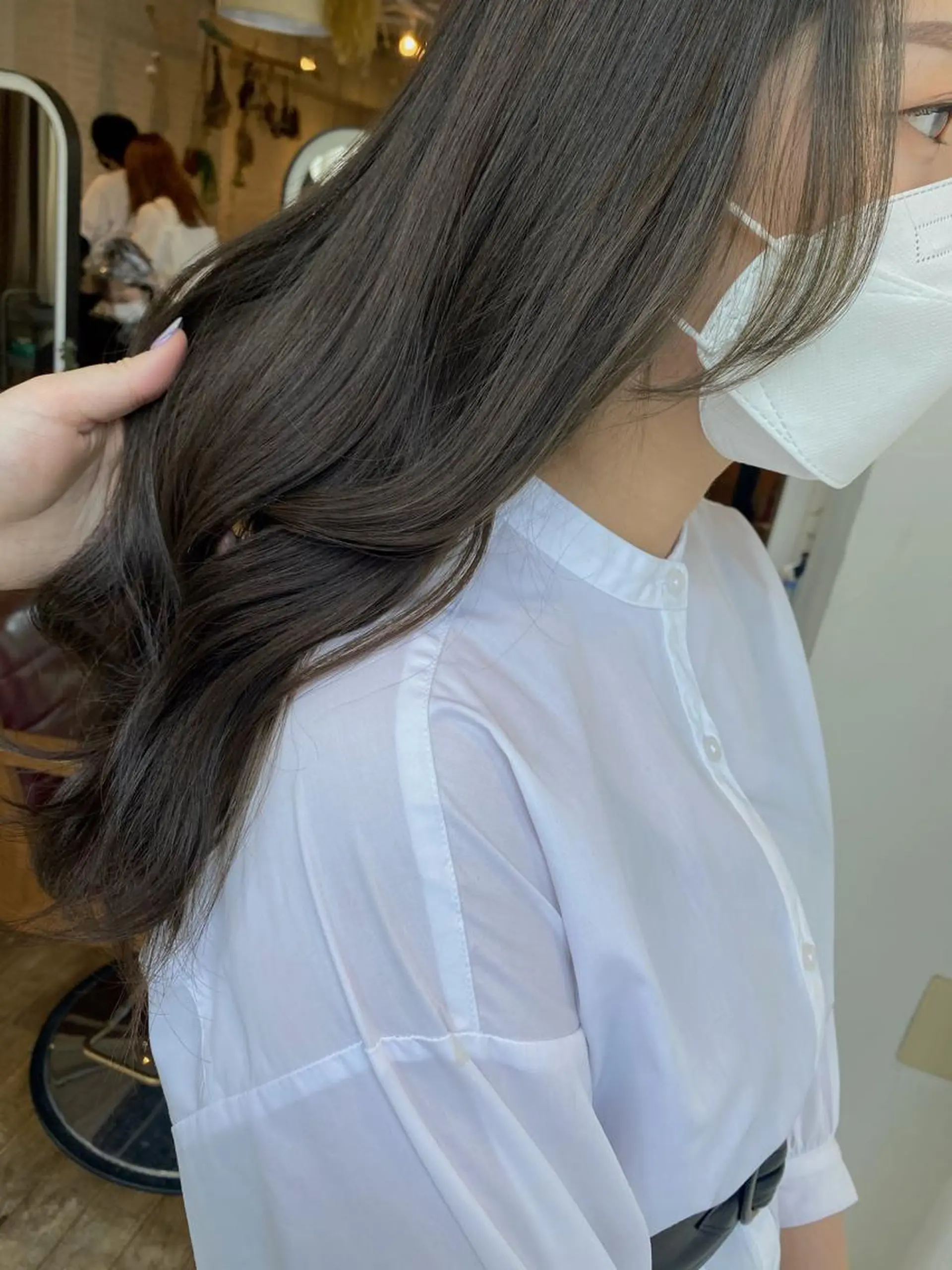 セミロング カラー sio.nail&eyebrow salon shimokitazawa2号店所属・nailist mana𖤐´-のネイルデザイン