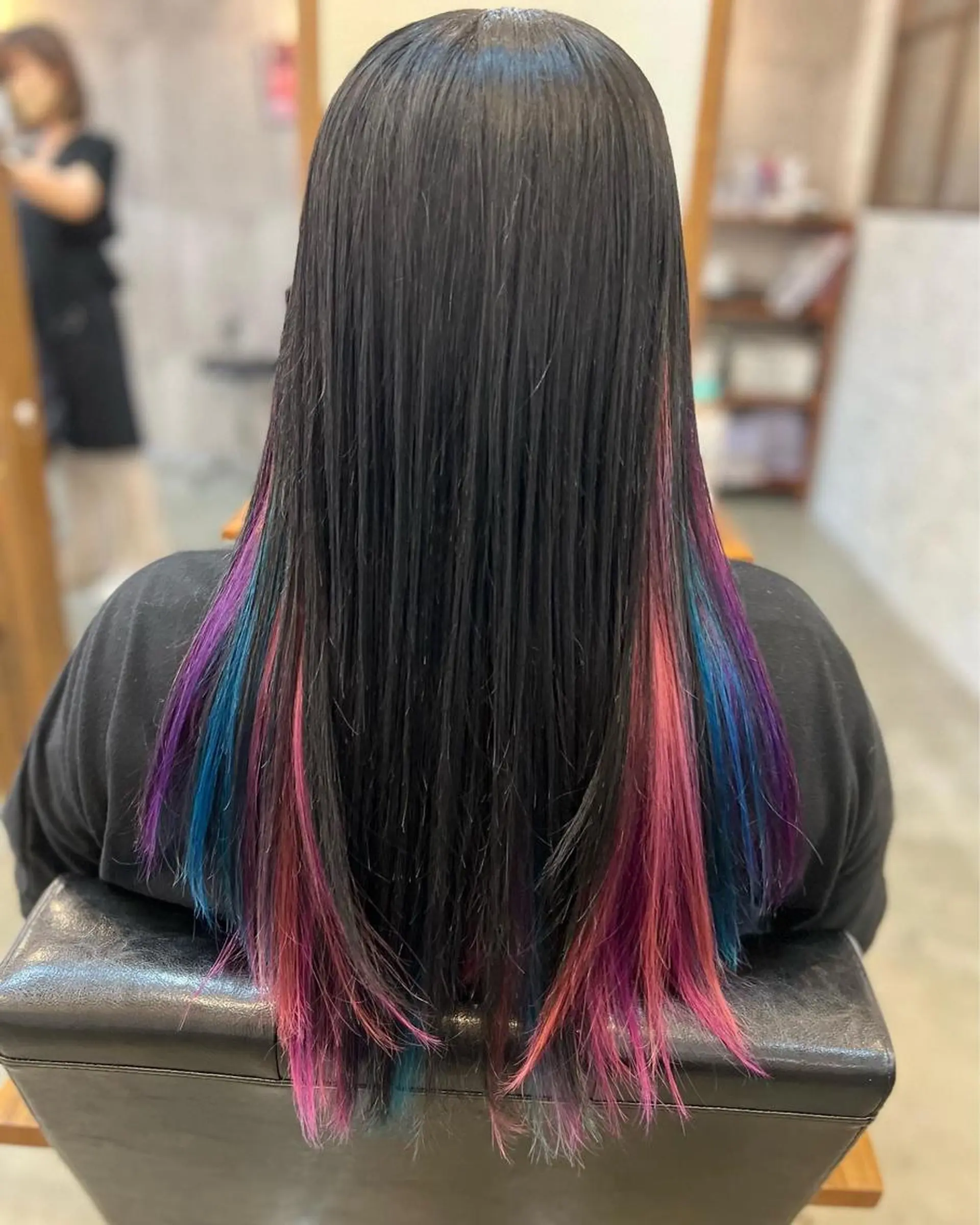 ロング カラー ブリーチ Style Tのヘアスタイル