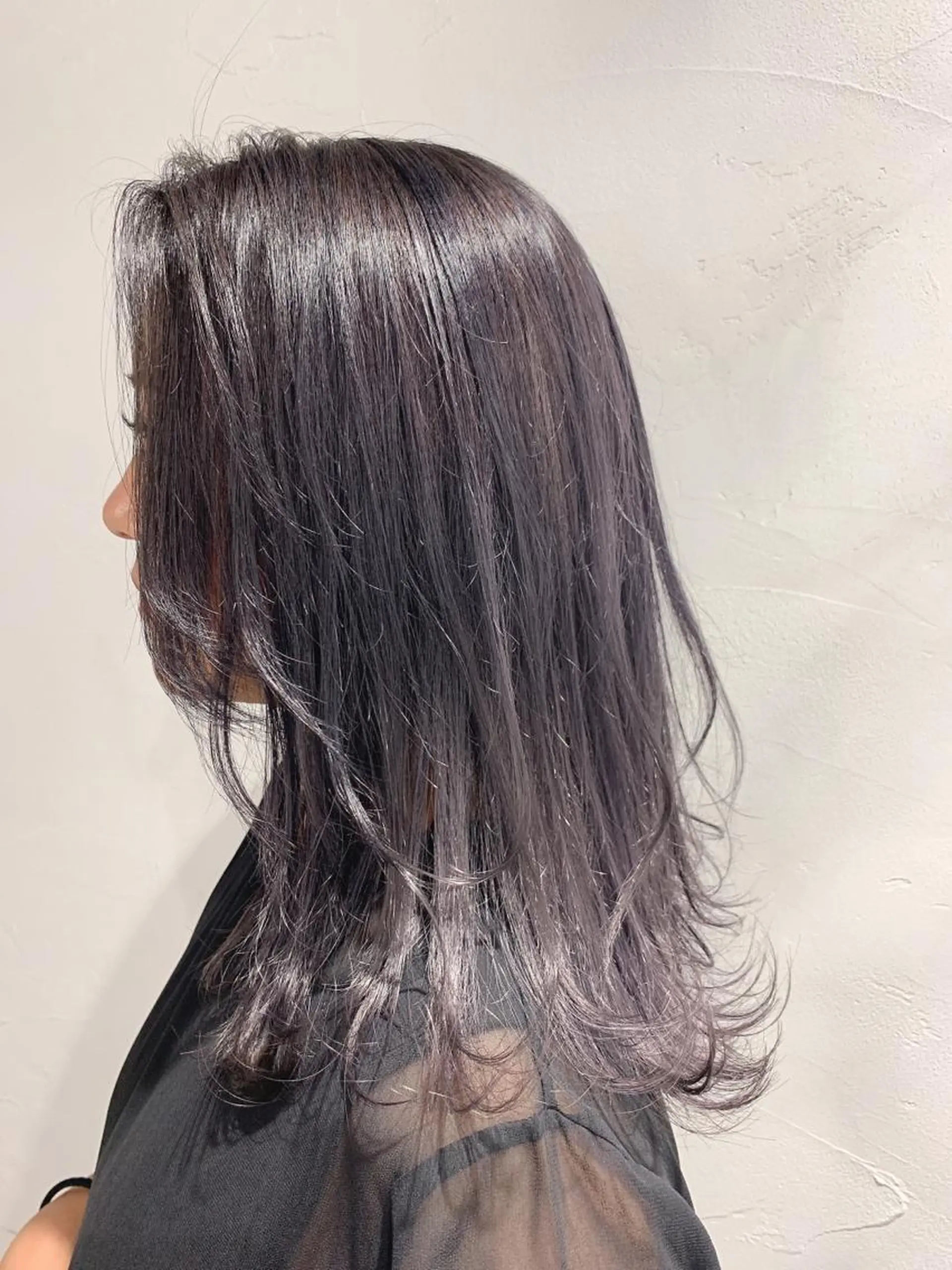 ミディアム カラー ブリーチ ケアブリーチ ダークグレー Manami ♡のヘアスタイル