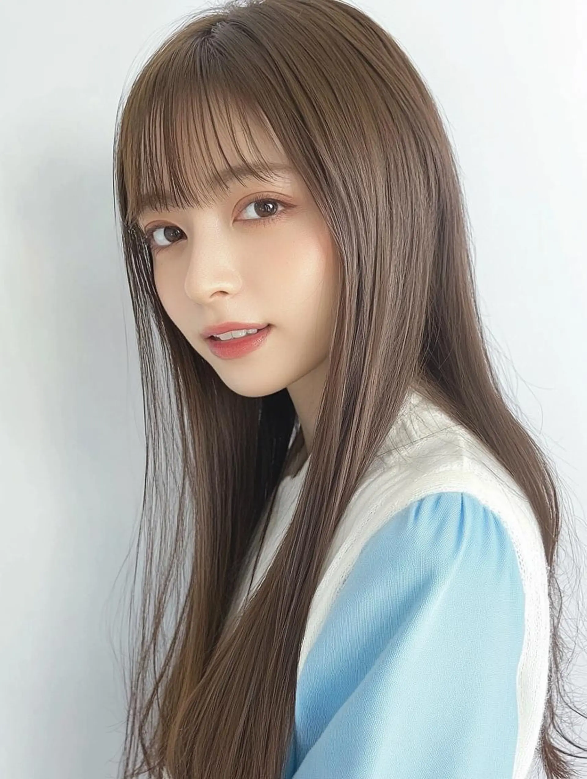 セミロング 誠也/唯一無二の ルーツカラーのヘアスタイル