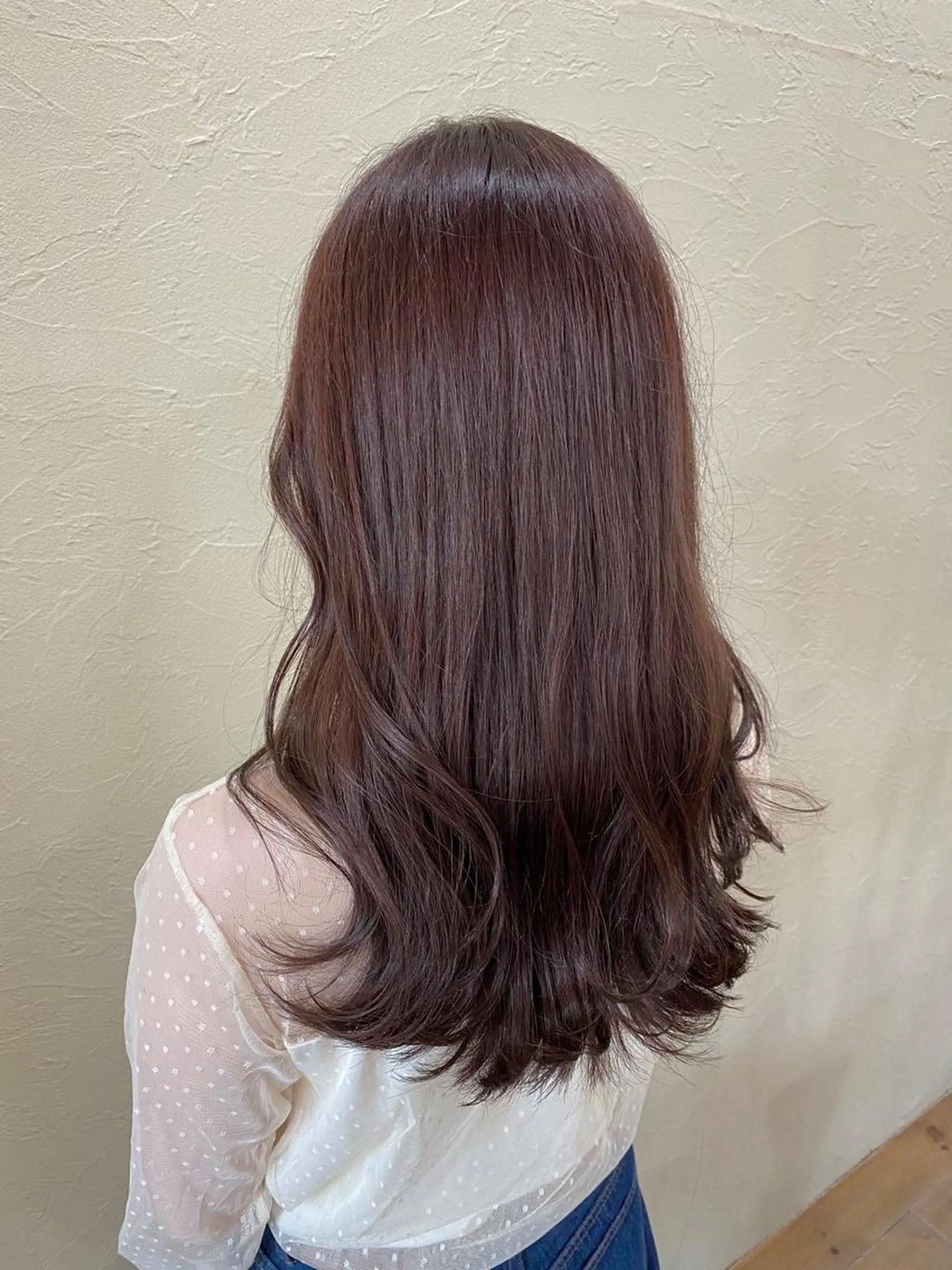 ロング カラー アッシュ ブリーチ ブラウンカラー ブリーチなしカラー ピンクカラー カット ヘアカラー トリートメント ENIF ヤマグチアツコのヘアスタイル