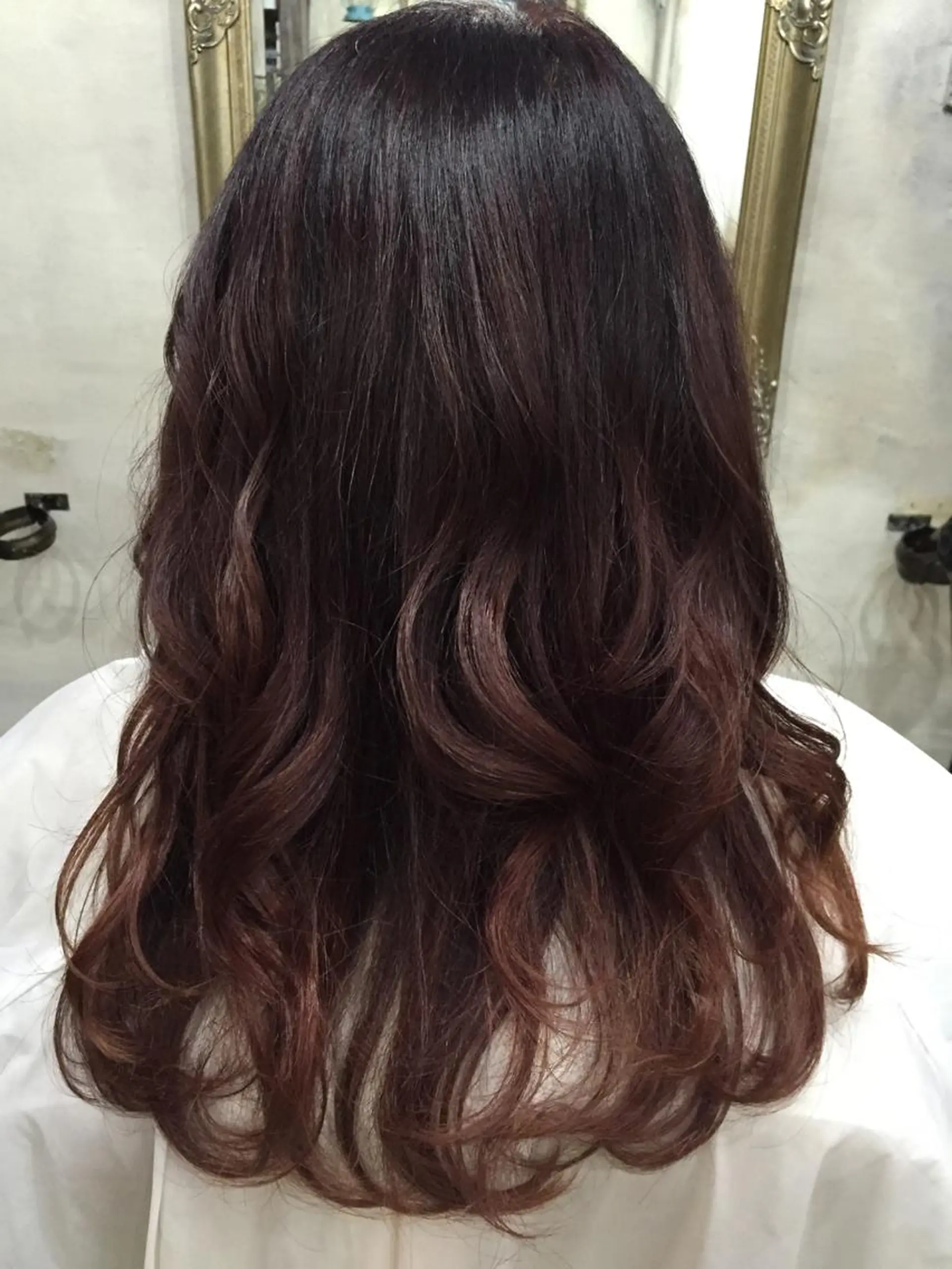 セミロング Uni.Lash【ユニラッシュ】所属・内田 有華のマツエク・マツパデザイン