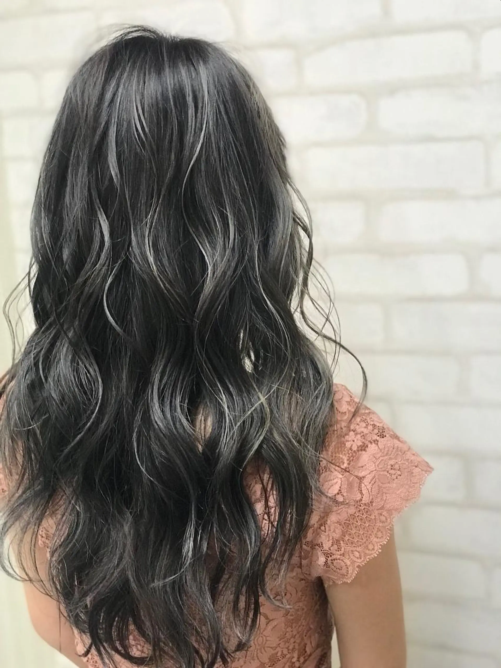 セミロング カラー 山内 聡史のヘアスタイル