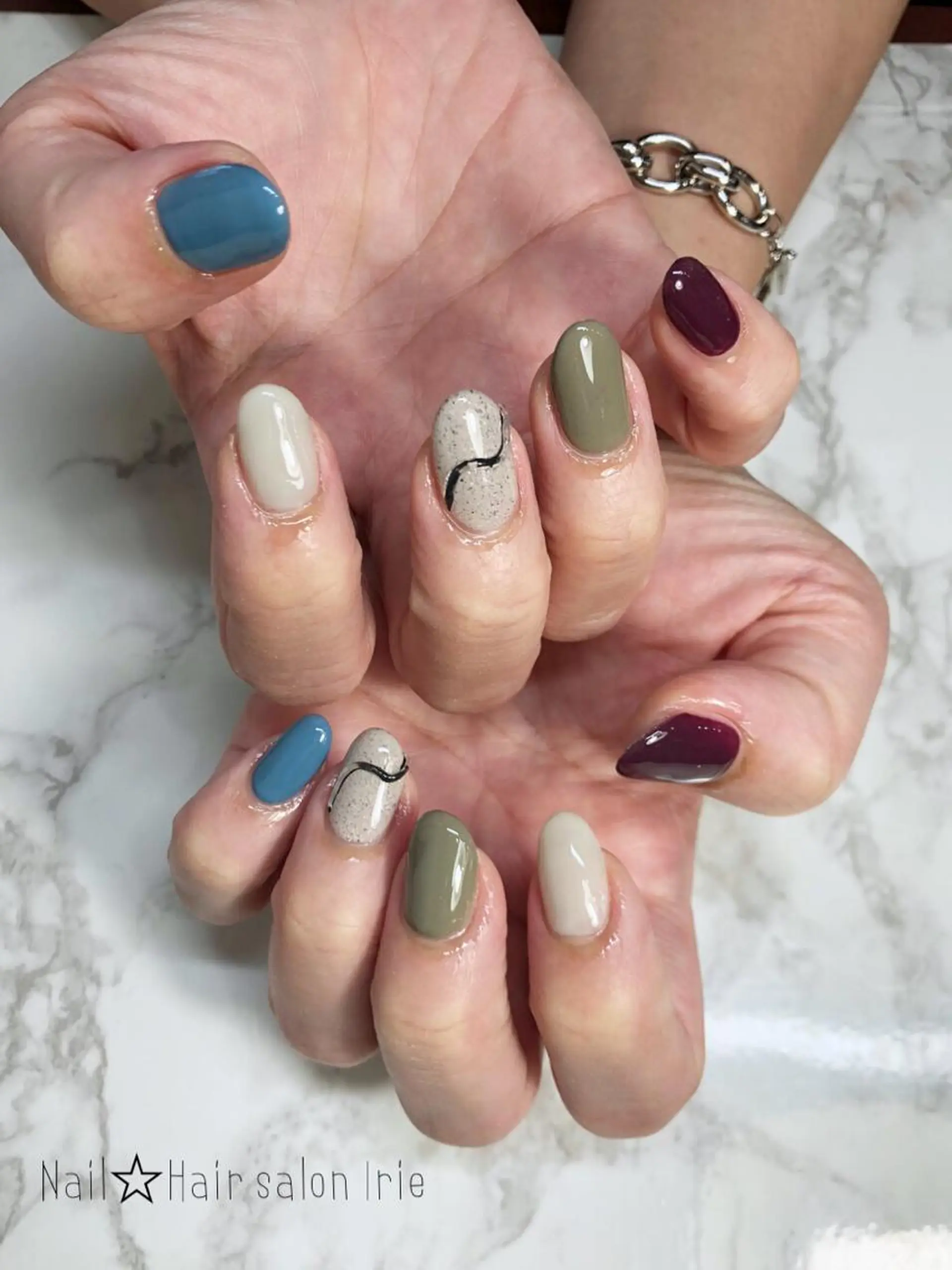 ネイル ハンドネイル ハンドケア Hair salon Irie所属・與儀 知佳のネイルデザイン