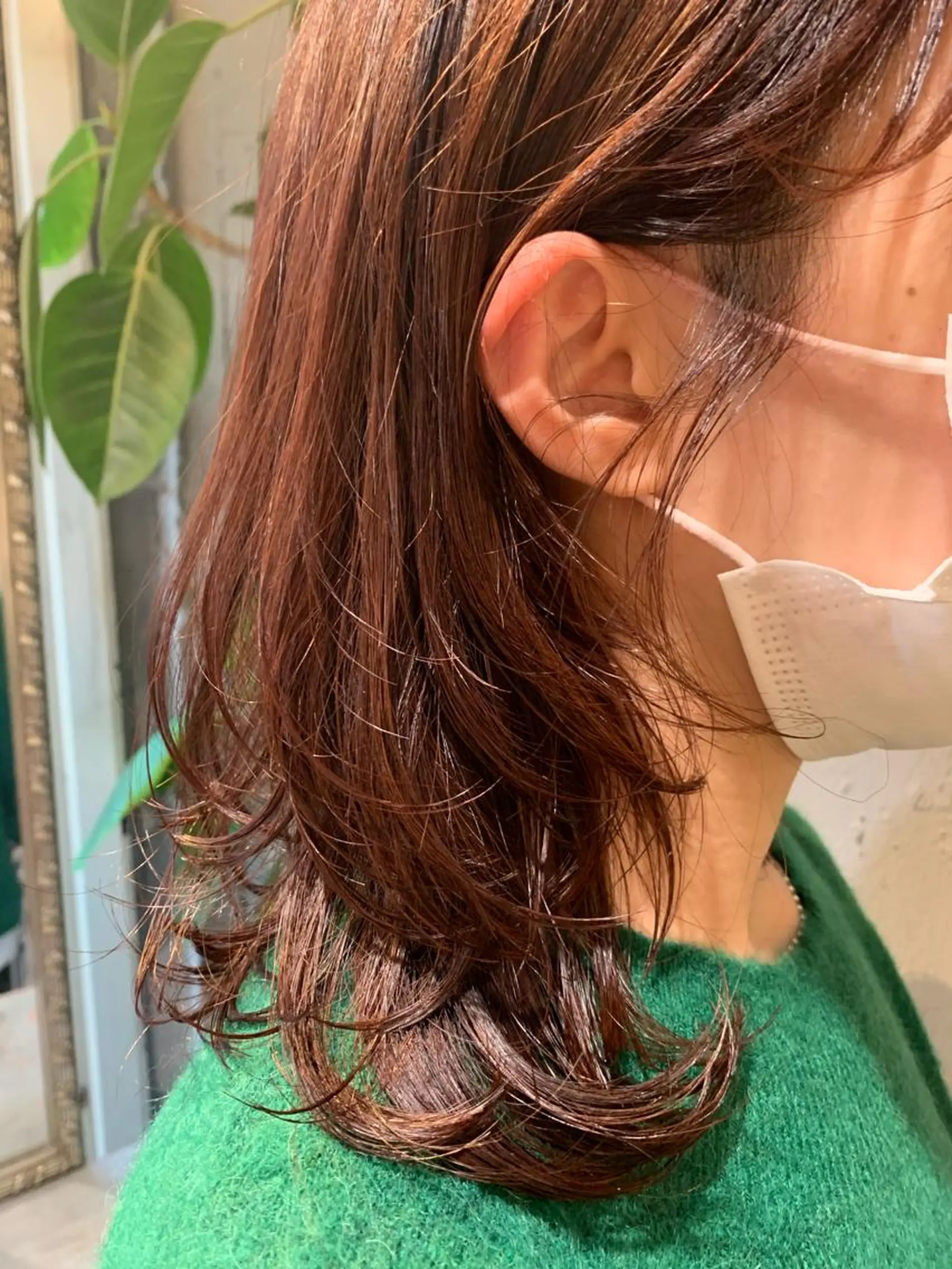 ミディアム カラー カット ヘアカラー トリートメント 田中 まりなのマツエク・マツパデザイン