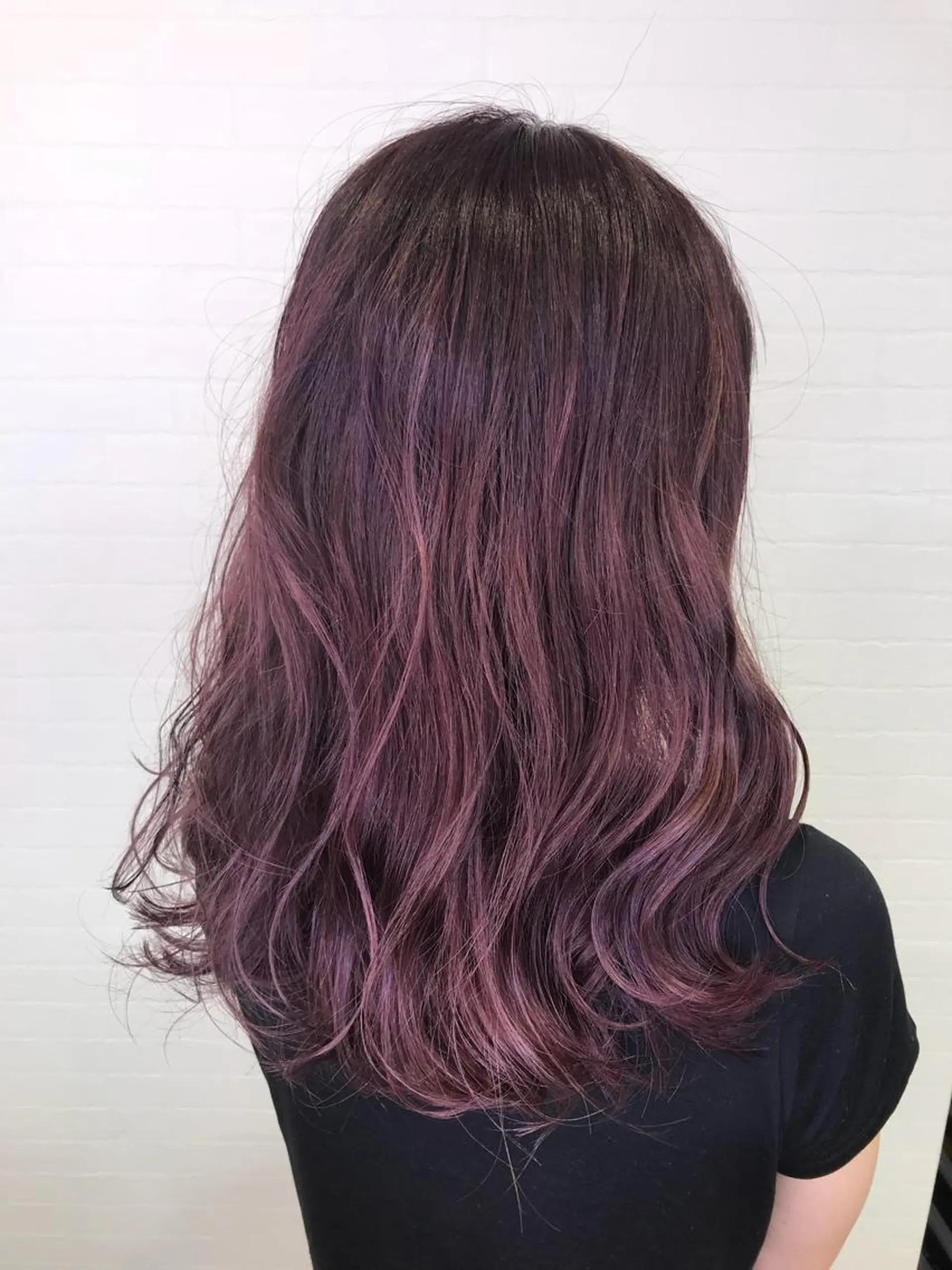 ロング カラー ピンクカラー GRANLUSSO 岡山駅前 ビックカメラ5階所属・岡本 智次のヘアスタイル