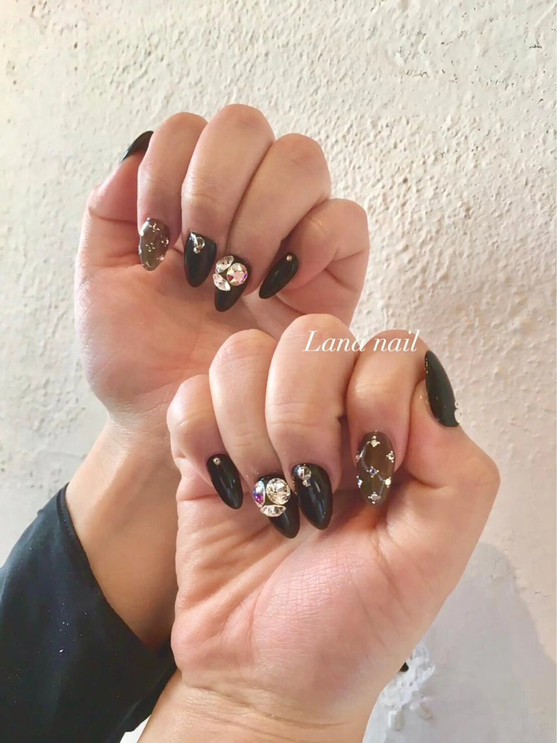 ネイル ストーンネイル ハンドネイル Lana nail所属・Lana nailのネイルデザイン