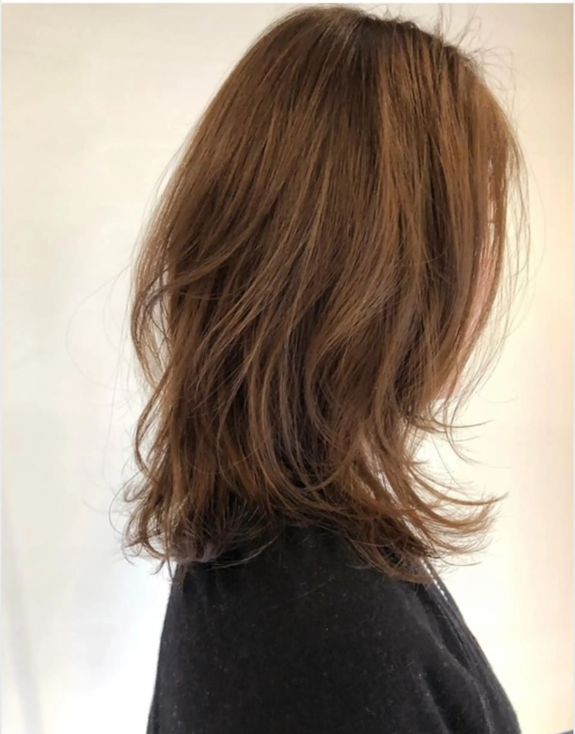 セミロング カラー amelie所属・amelie 犬塚心　緑地公園のヘアスタイル