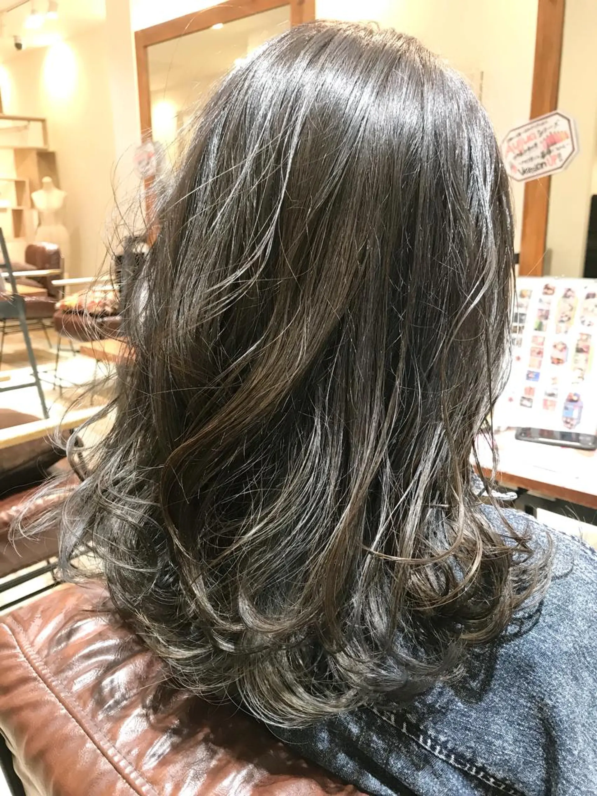 セミロング カラー シールエクステ⭐️ オオミタクヤのヘアスタイル