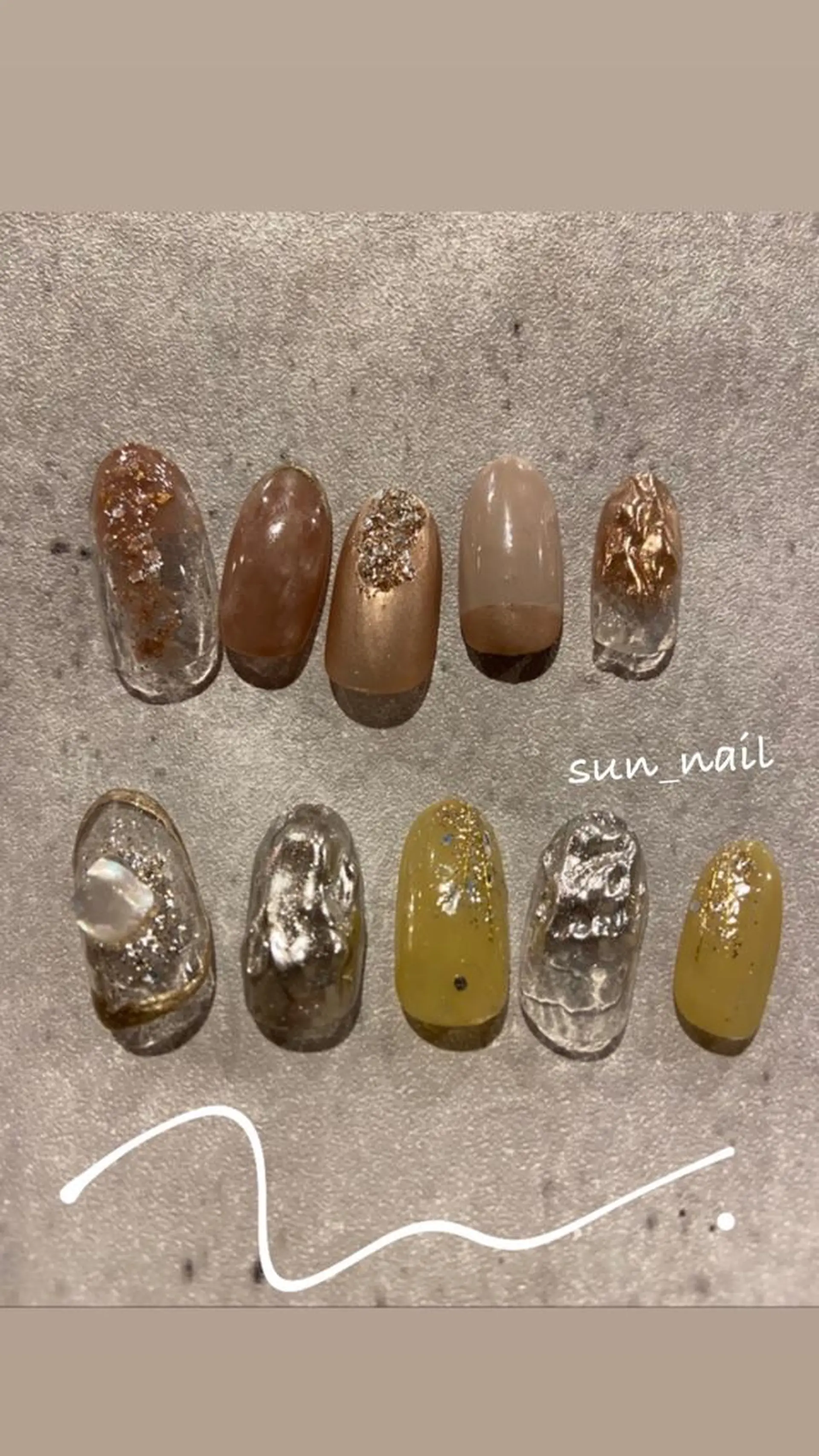 ネイル アートネイル ブラウン ジェルネイル ゴールド ミラーネイル . unffのネイルデザイン