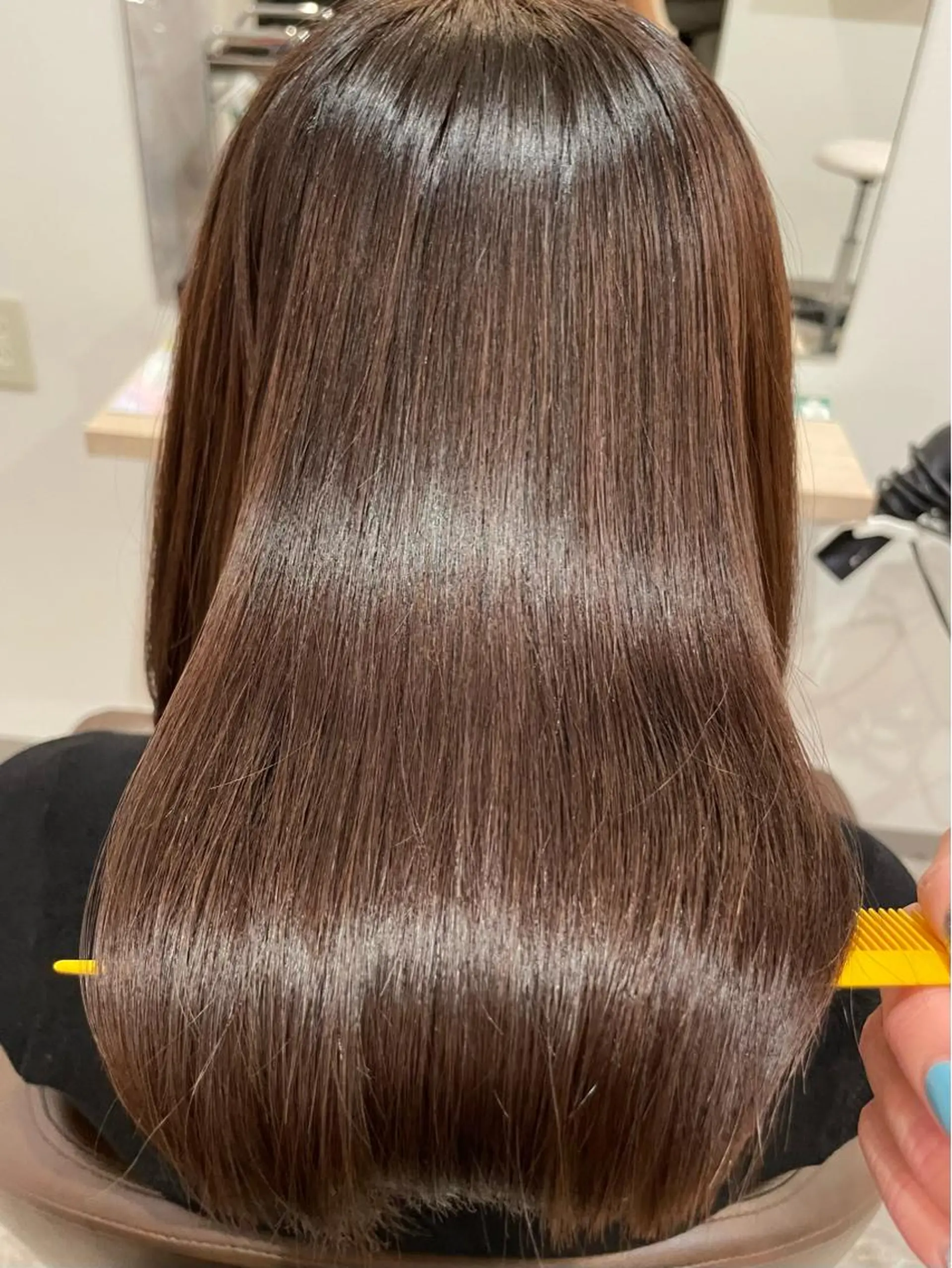 ミディアム カット ヘアカラー 縮毛矯正 トリートメント 大谷 杏菜のヘアスタイル