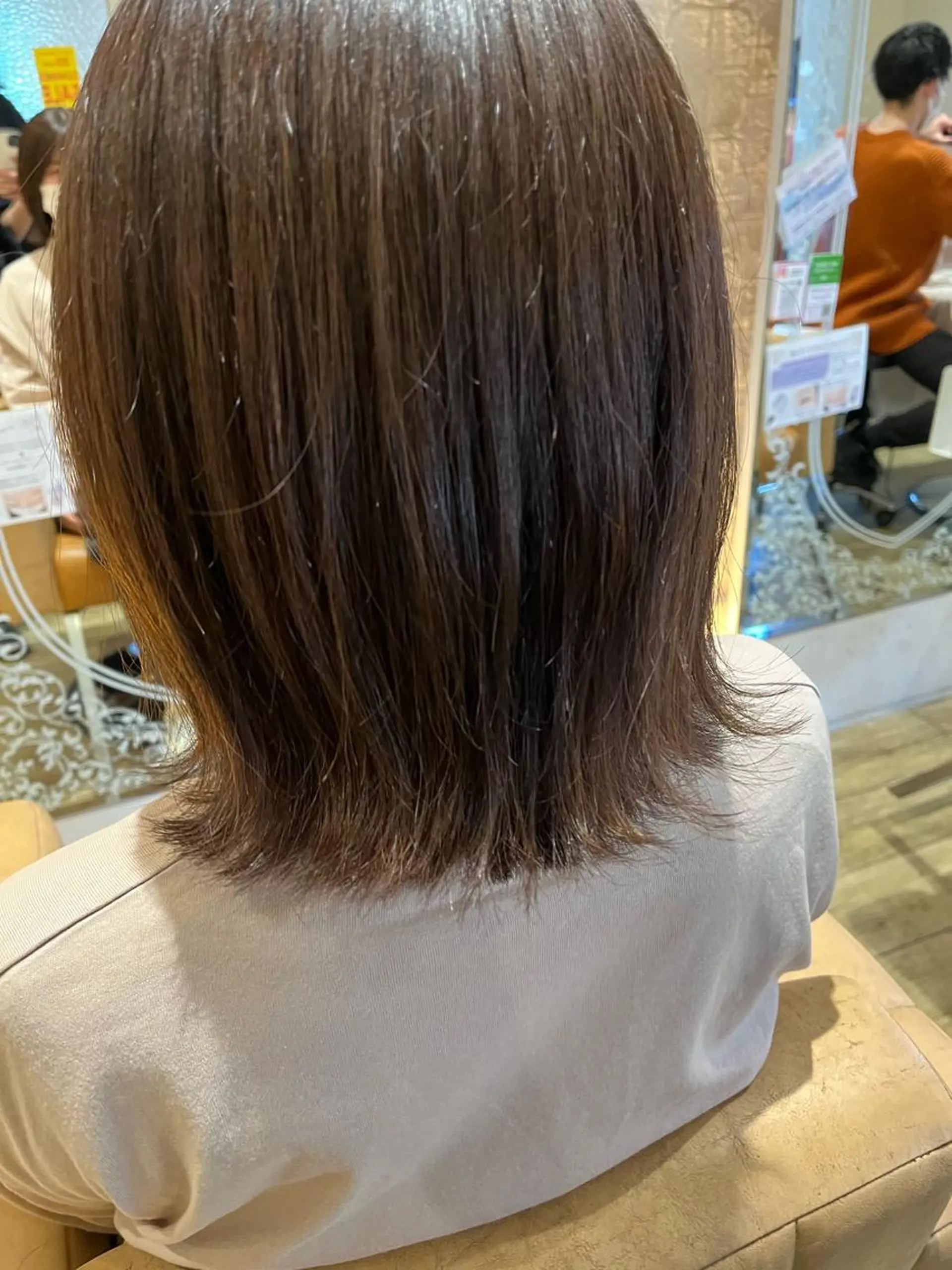 ショート カラー 中山 響希のヘアスタイル