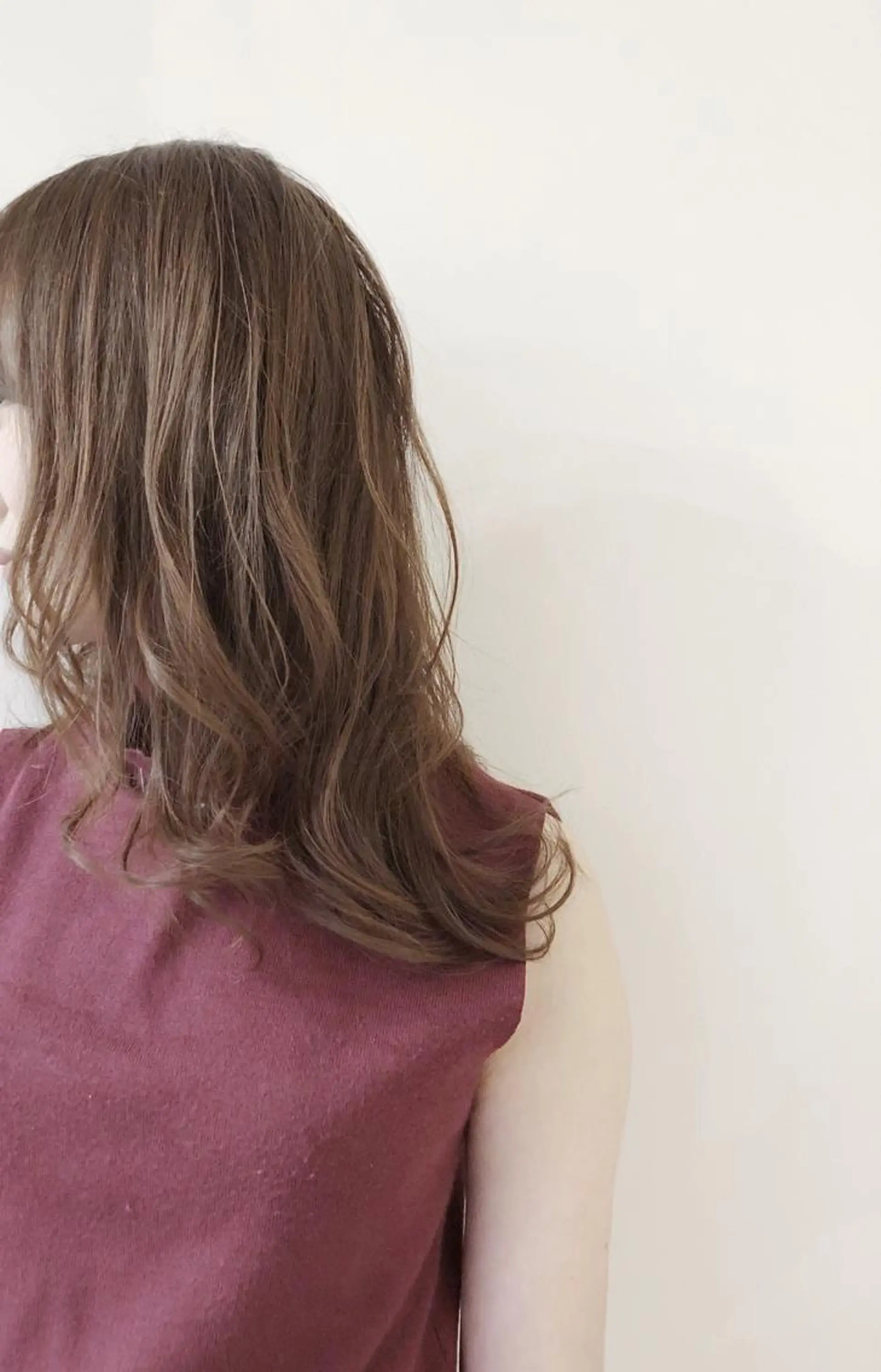 セミロング カラー 松下 輝璃のヘアスタイル