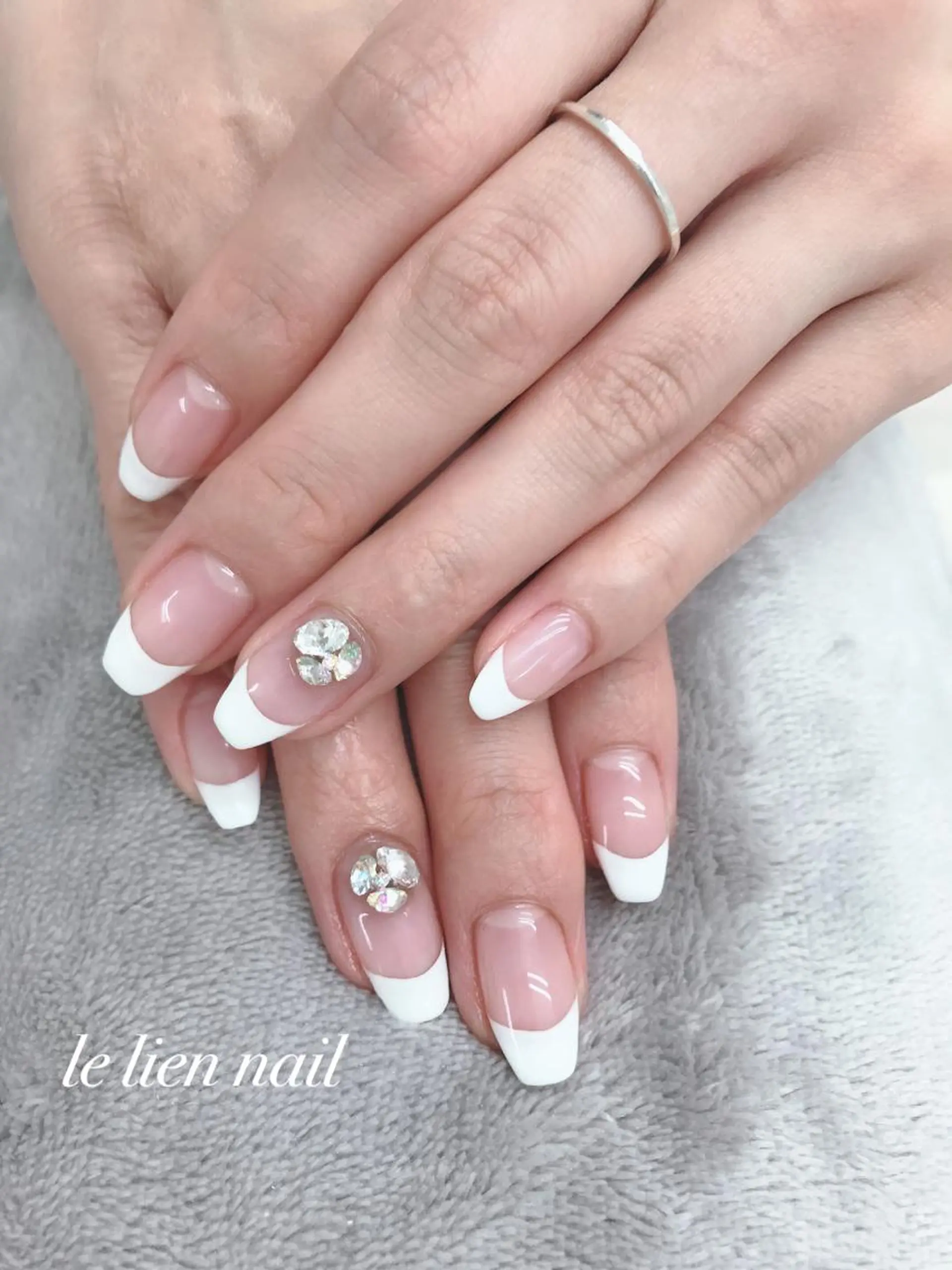 ミディアム le lien nailのネイルデザイン