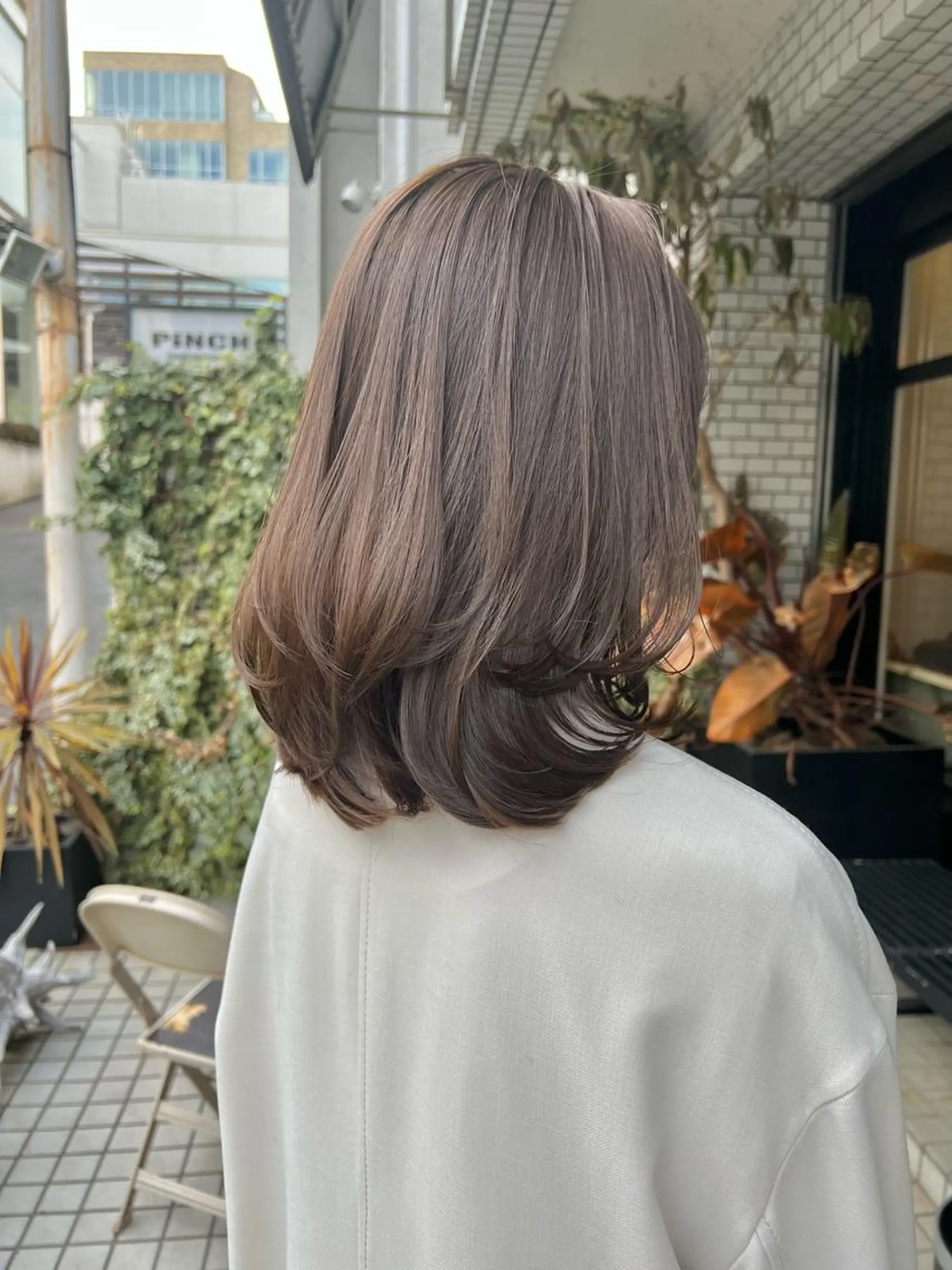 ミディアム カラー オリーブカラー トリートメント 柔らかブラウン/顔周 りレイヤー♡ユウシのヘアスタイル