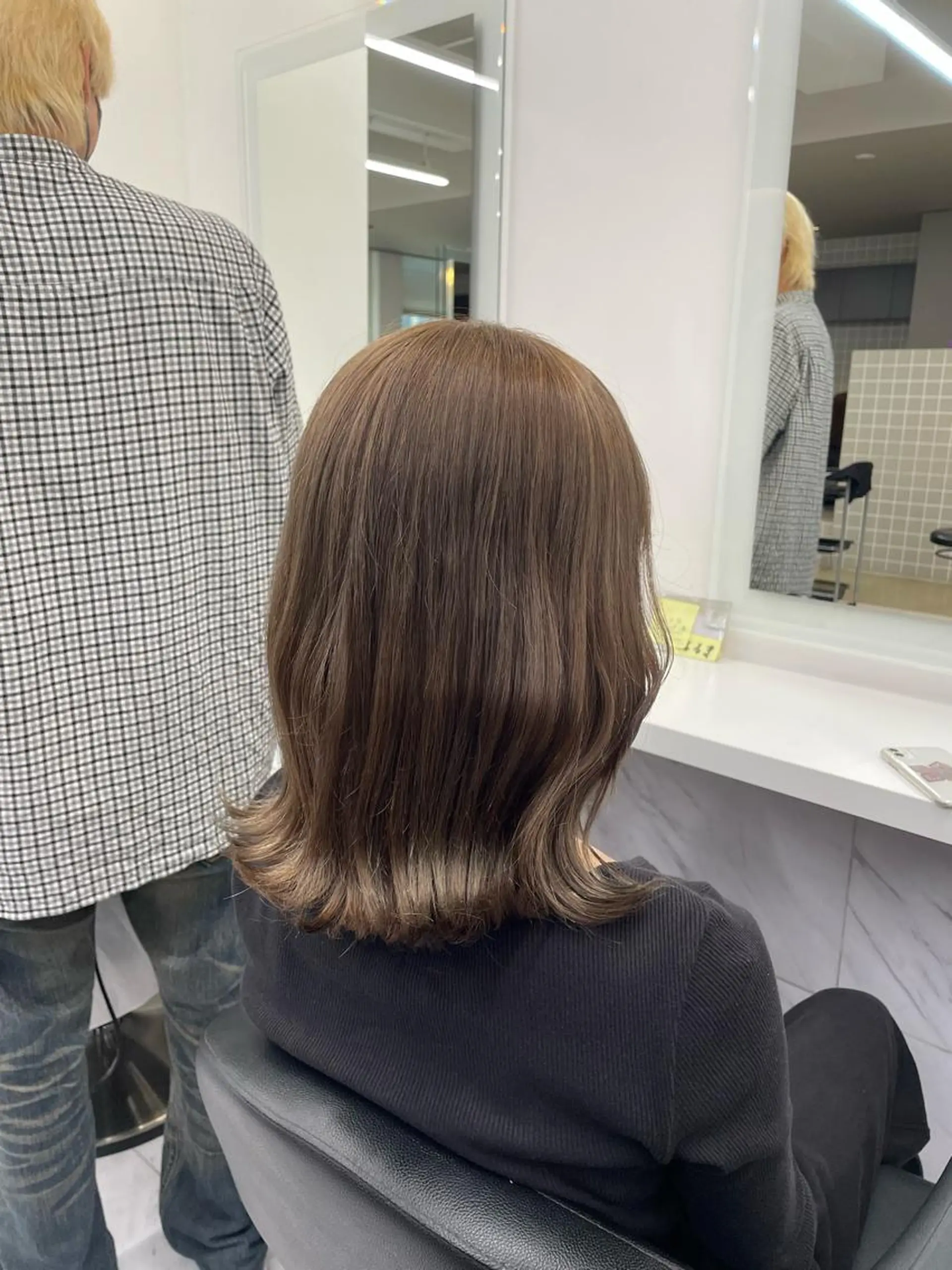 ミディアム カラー パーマ ヘアアレンジ メンズ キッズ ネイル マツエク・マツパ アイブロウ 🦋透明感グレージュ /韓国レイヤー🦋のヘアスタイル