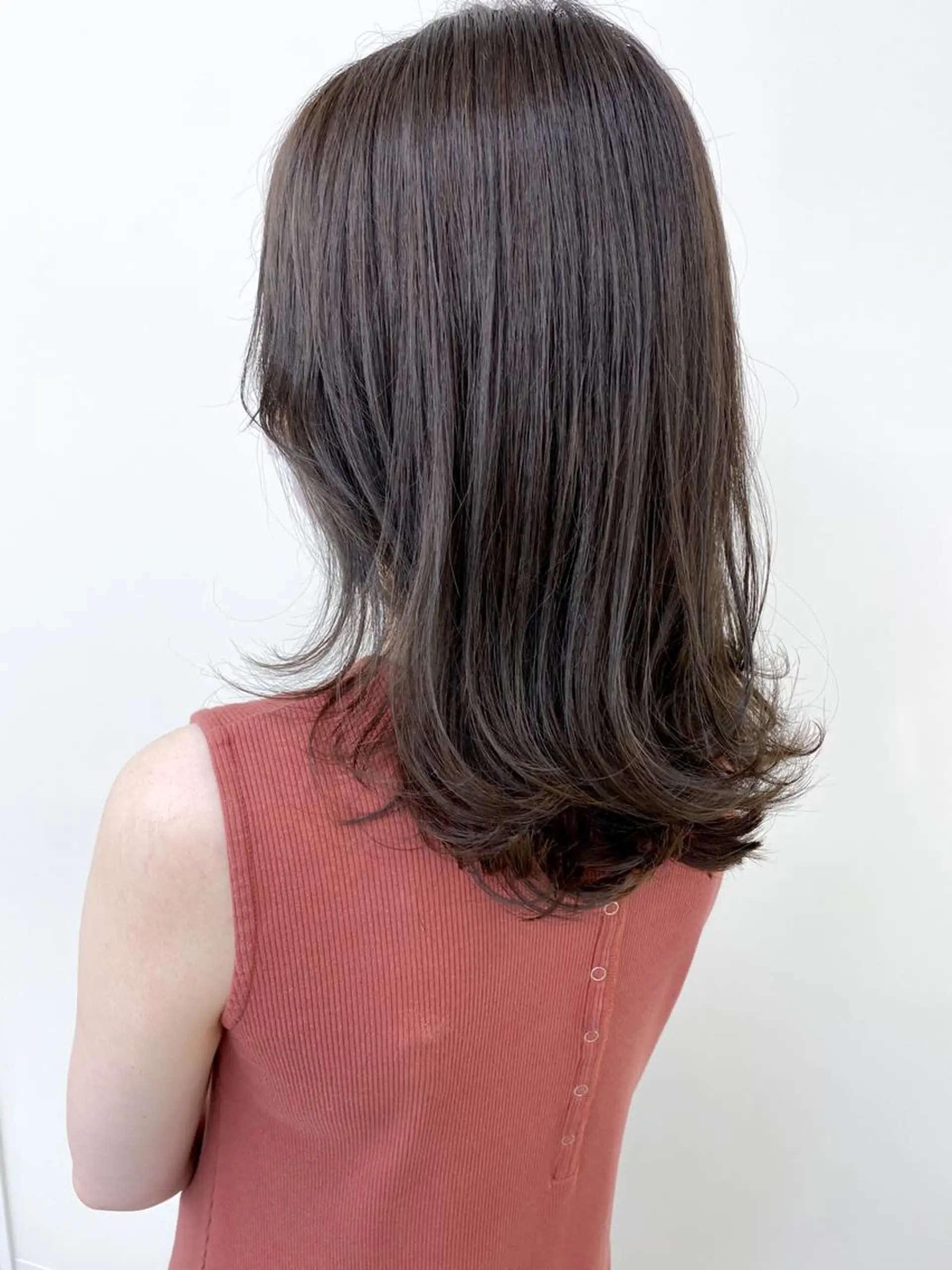 セミロング カラー アッシュ 透明感カラー カット ヘアカラー トリートメント Meena by urban所属・丹羽 隼人/髪質改善 /韓国ヘア🇰🇷のヘアスタイル