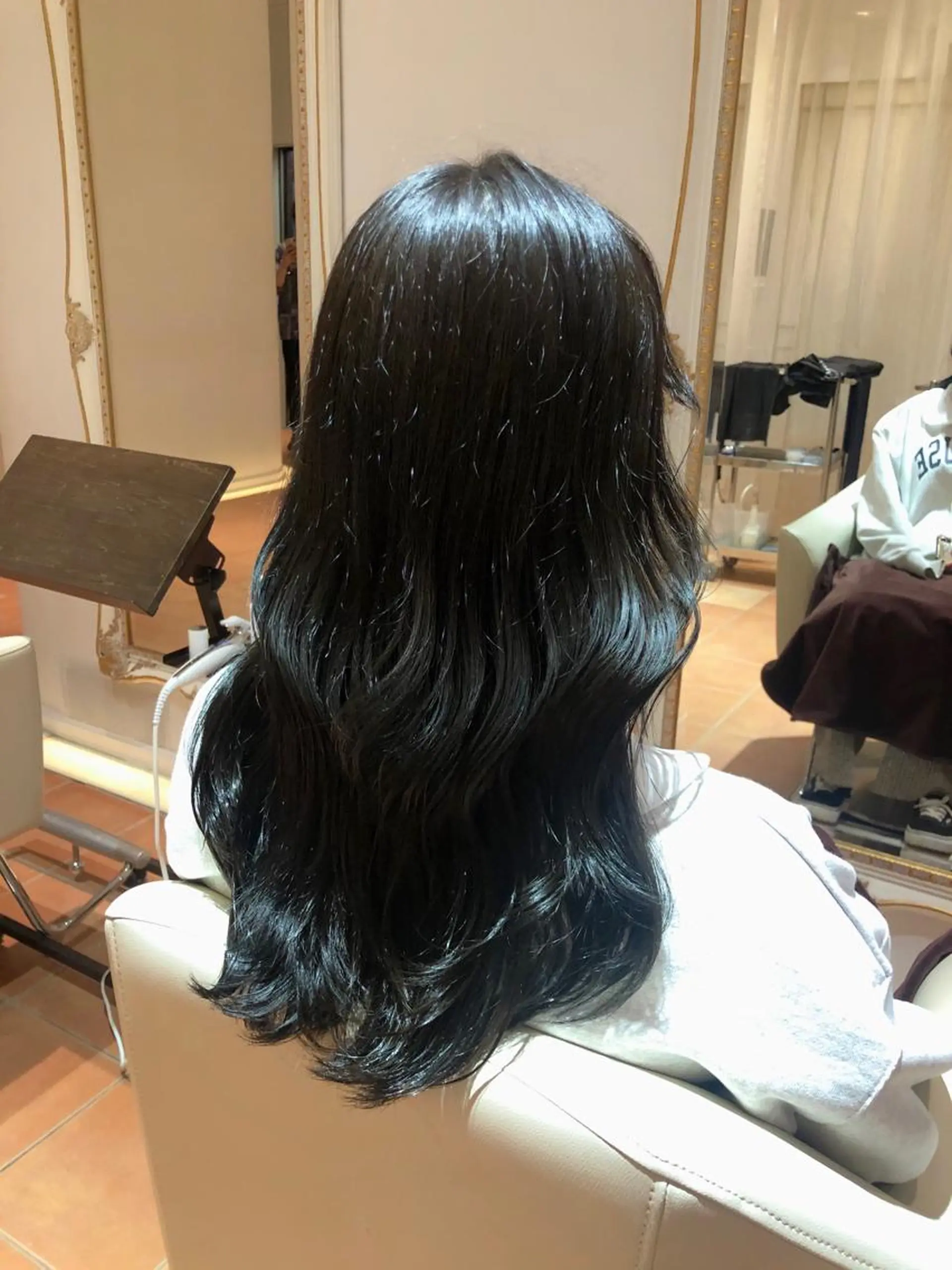 ミディアム 韓国風ヘア La fith hair rond 立川店所属・kyosuke 透明感カラーのヘアスタイル