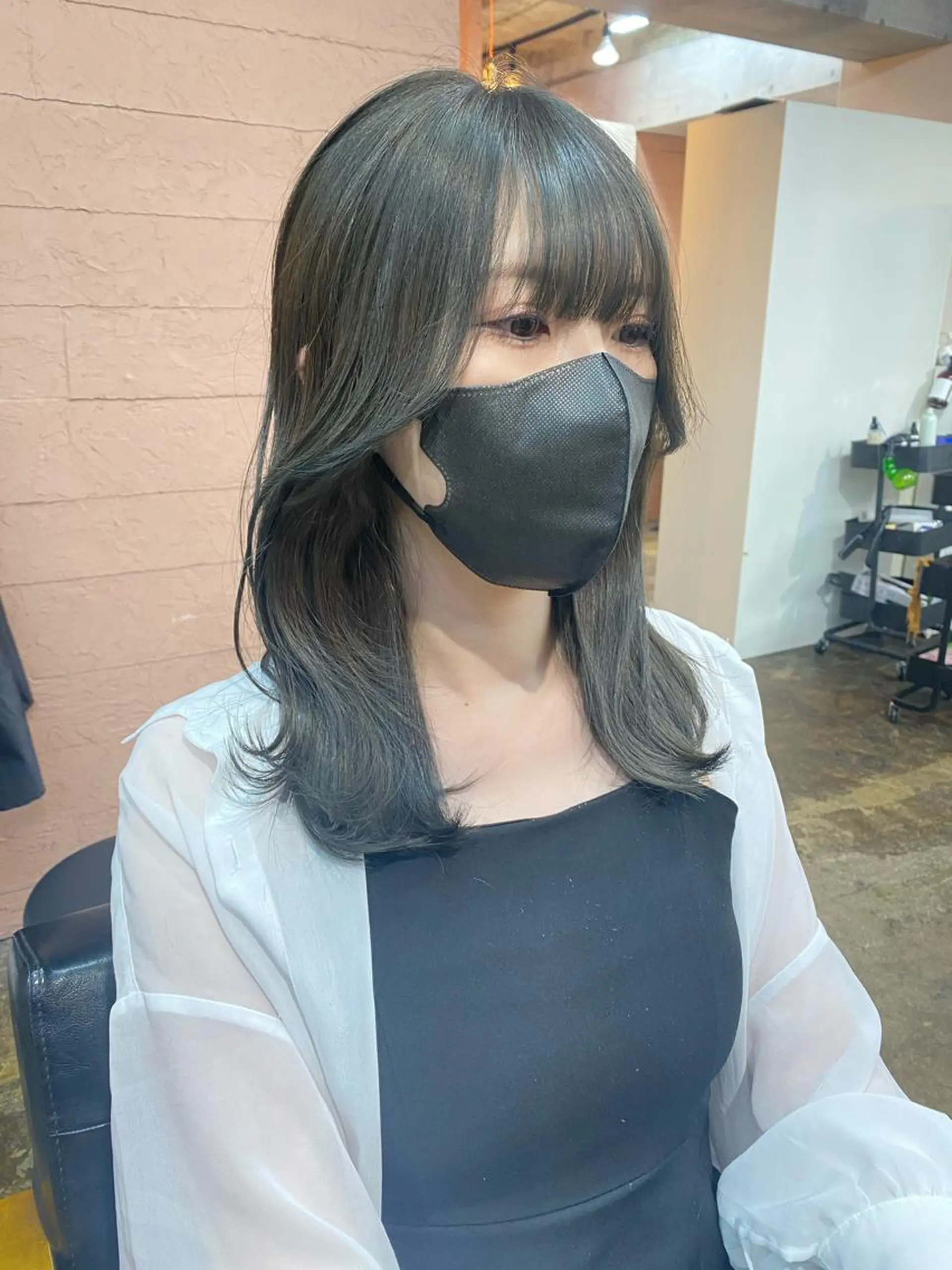 ミディアム DopeLIT モデル募集中のヘアスタイル