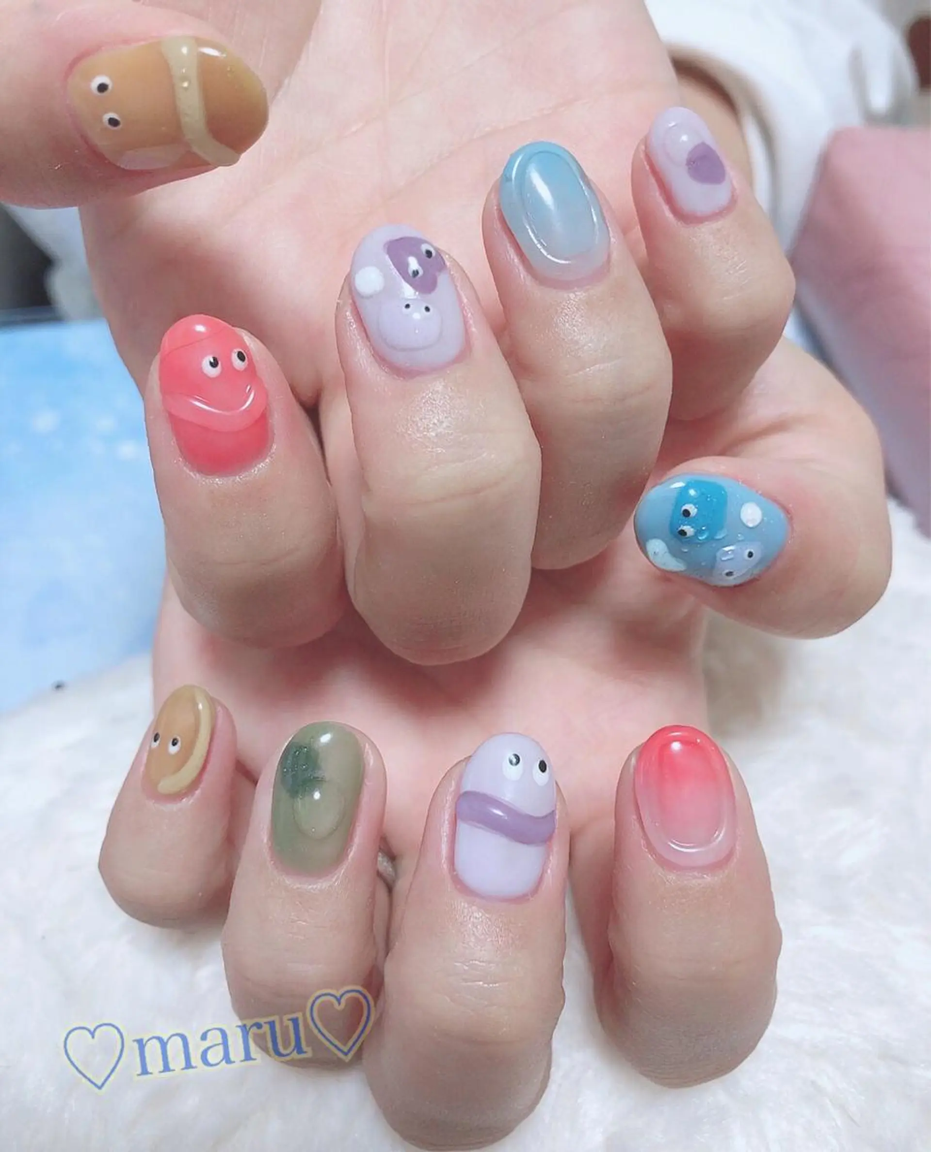 ネイル ハンドネイル フットネイル まるみ ♡のネイルデザイン