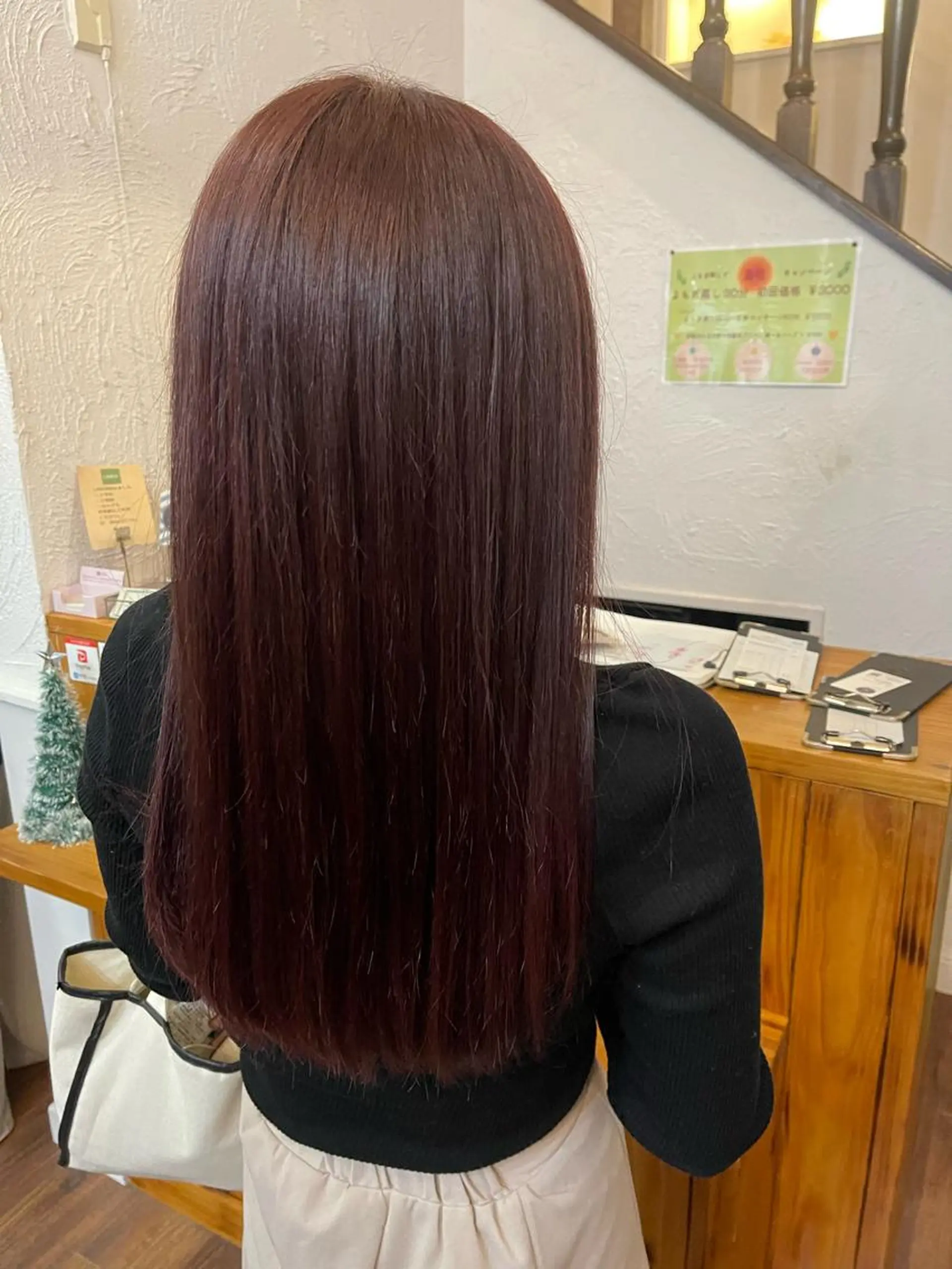 ロング 関根 沙季のヘアスタイル