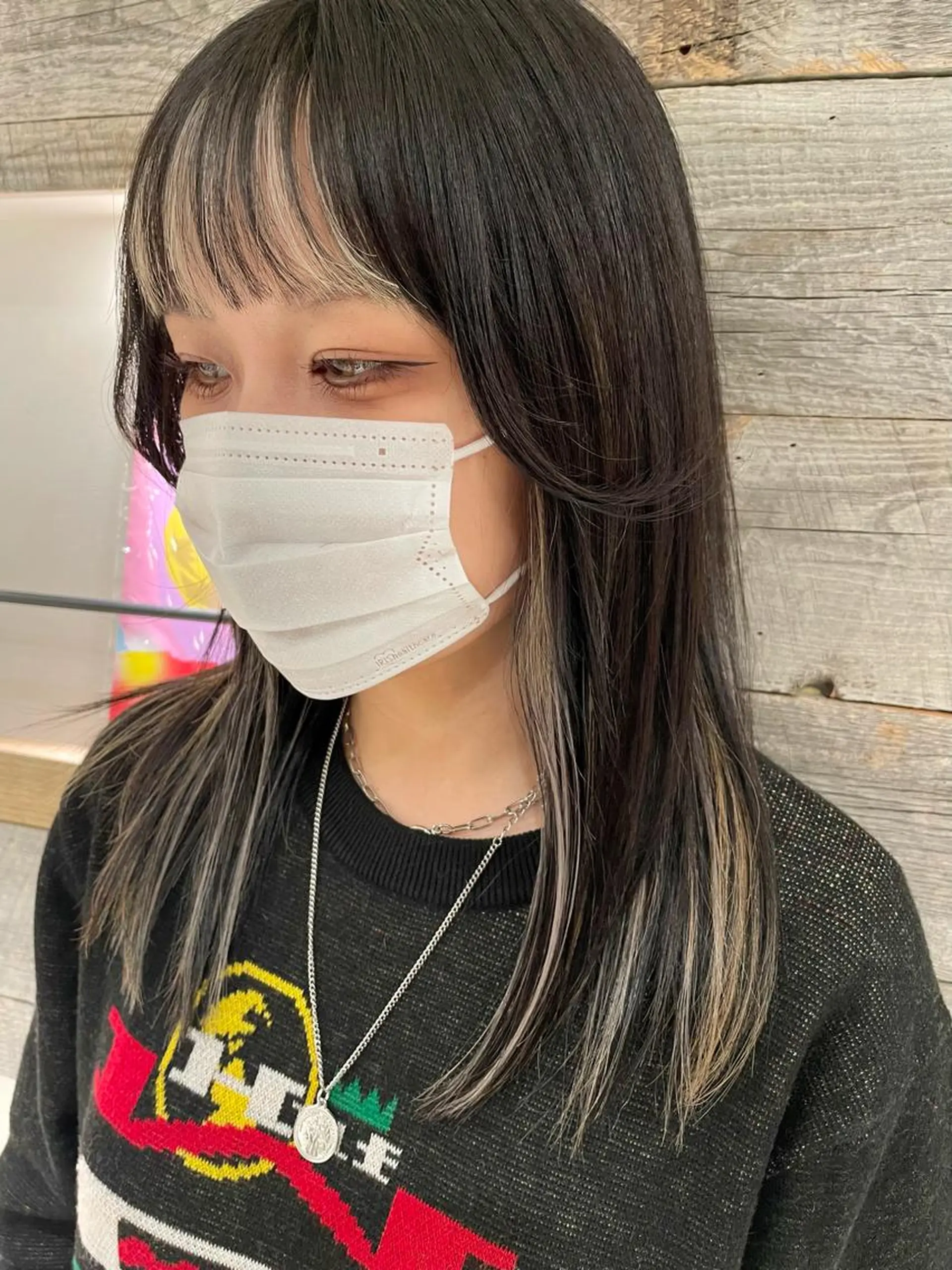 セミロング カラー インナーカラー カット ヘアカラー 卒業式受付中🌻 肥田亜沙美のその他イメージ