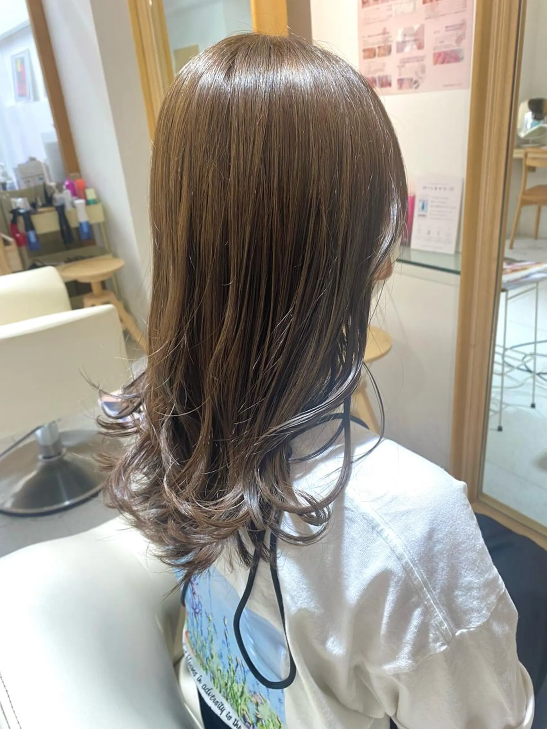 ミディアム カラー カット ヘアカラー トリートメント 安永 涼のヘアスタイル
