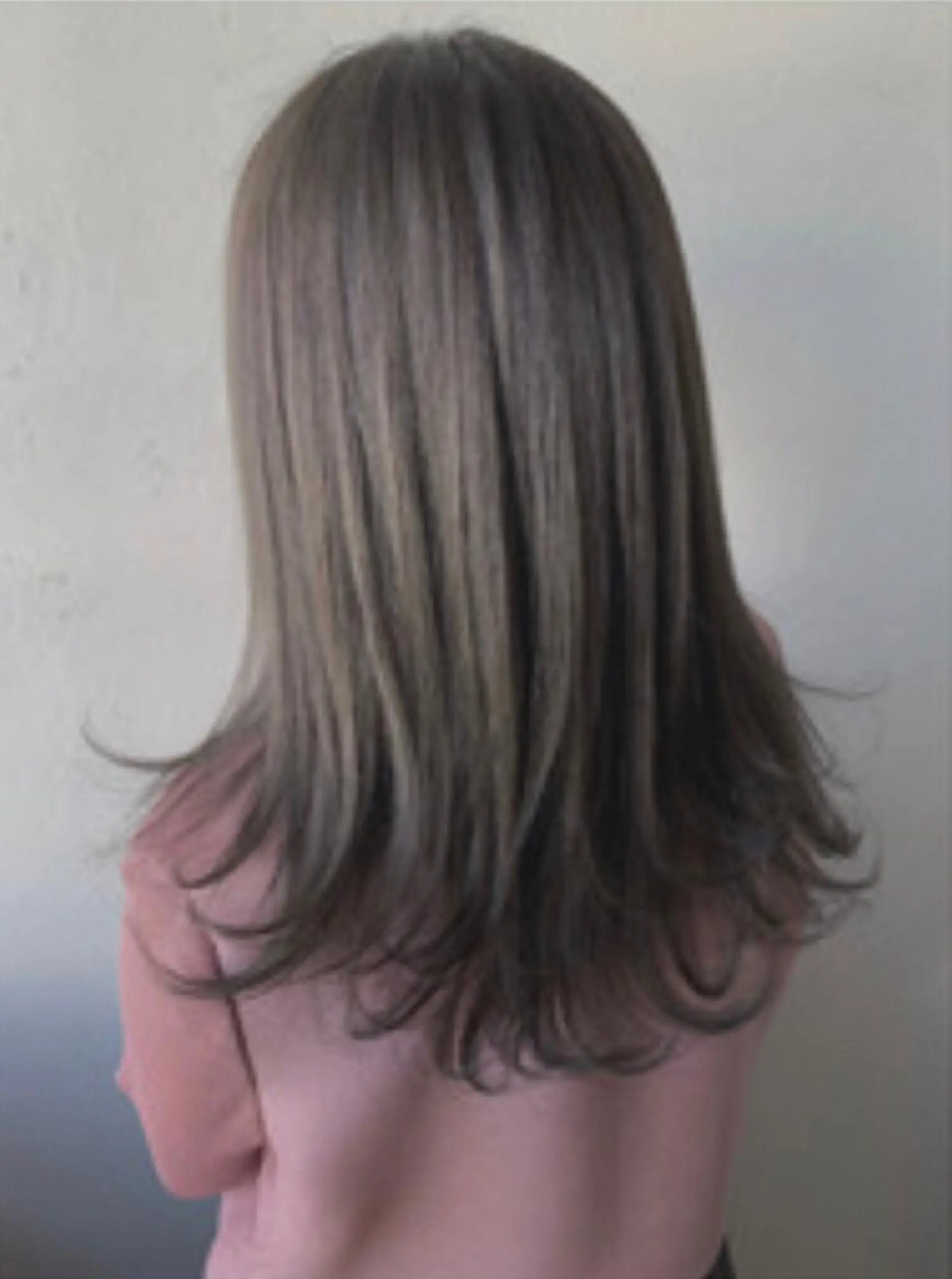 セミロング カラー LUXBE UNITED所属・🌷RIE 🌷のヘアスタイル