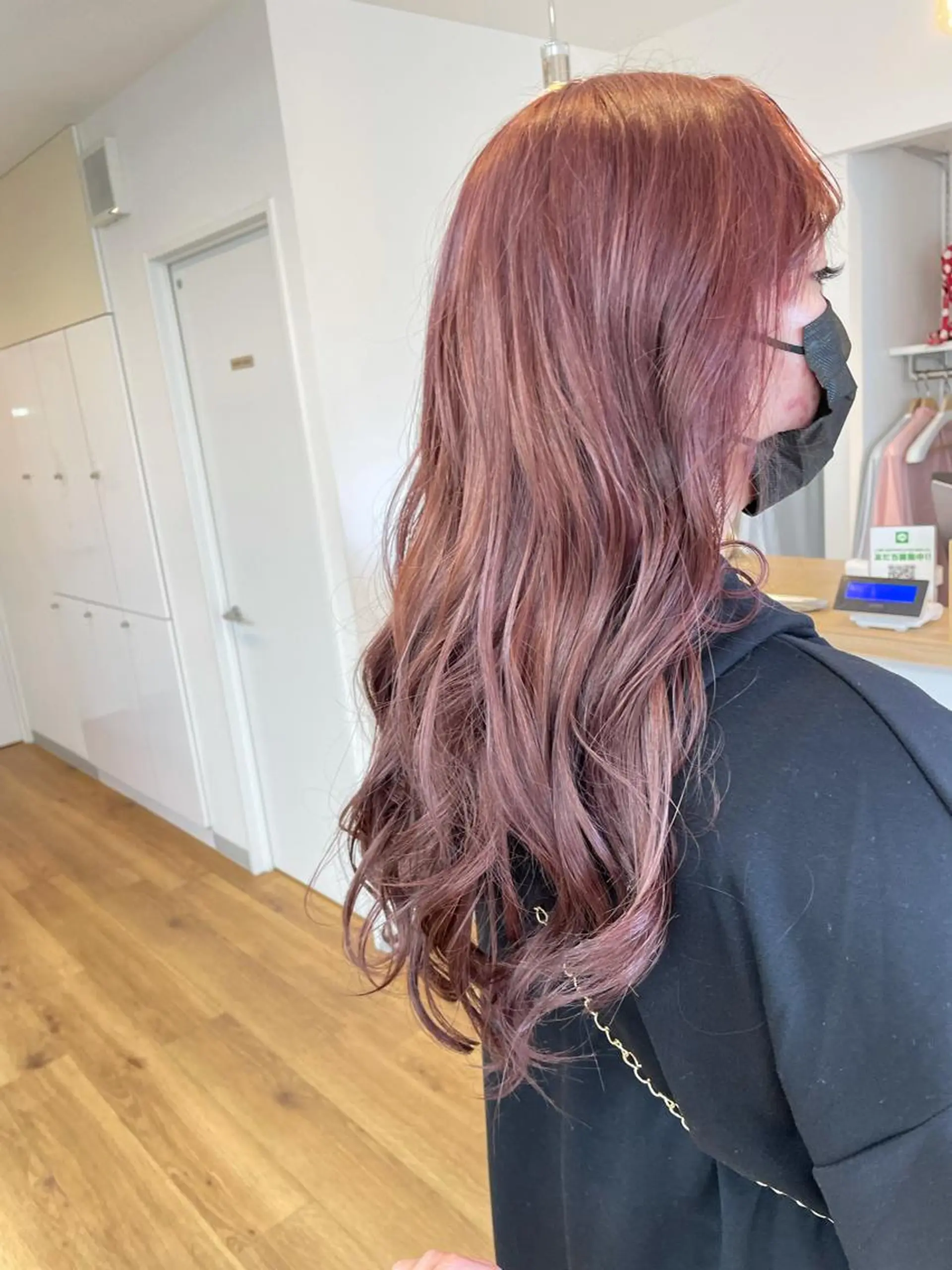 ロング カラー 宮崎 千夏のヘアスタイル