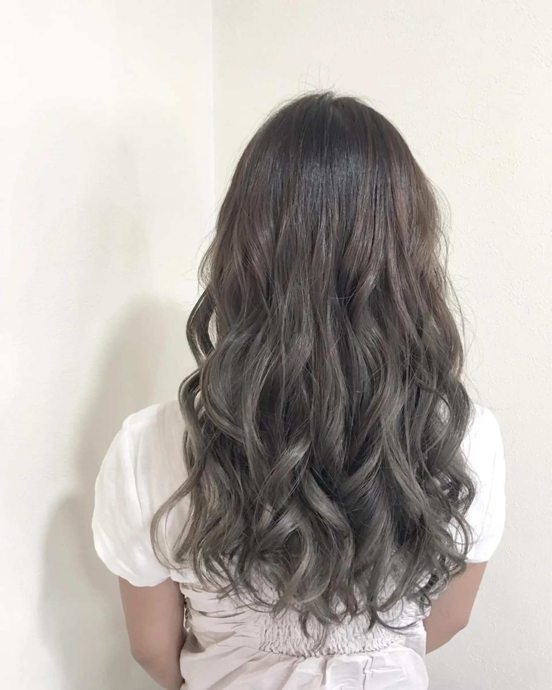 ロング ヤマグチ ヒカルのヘアスタイル