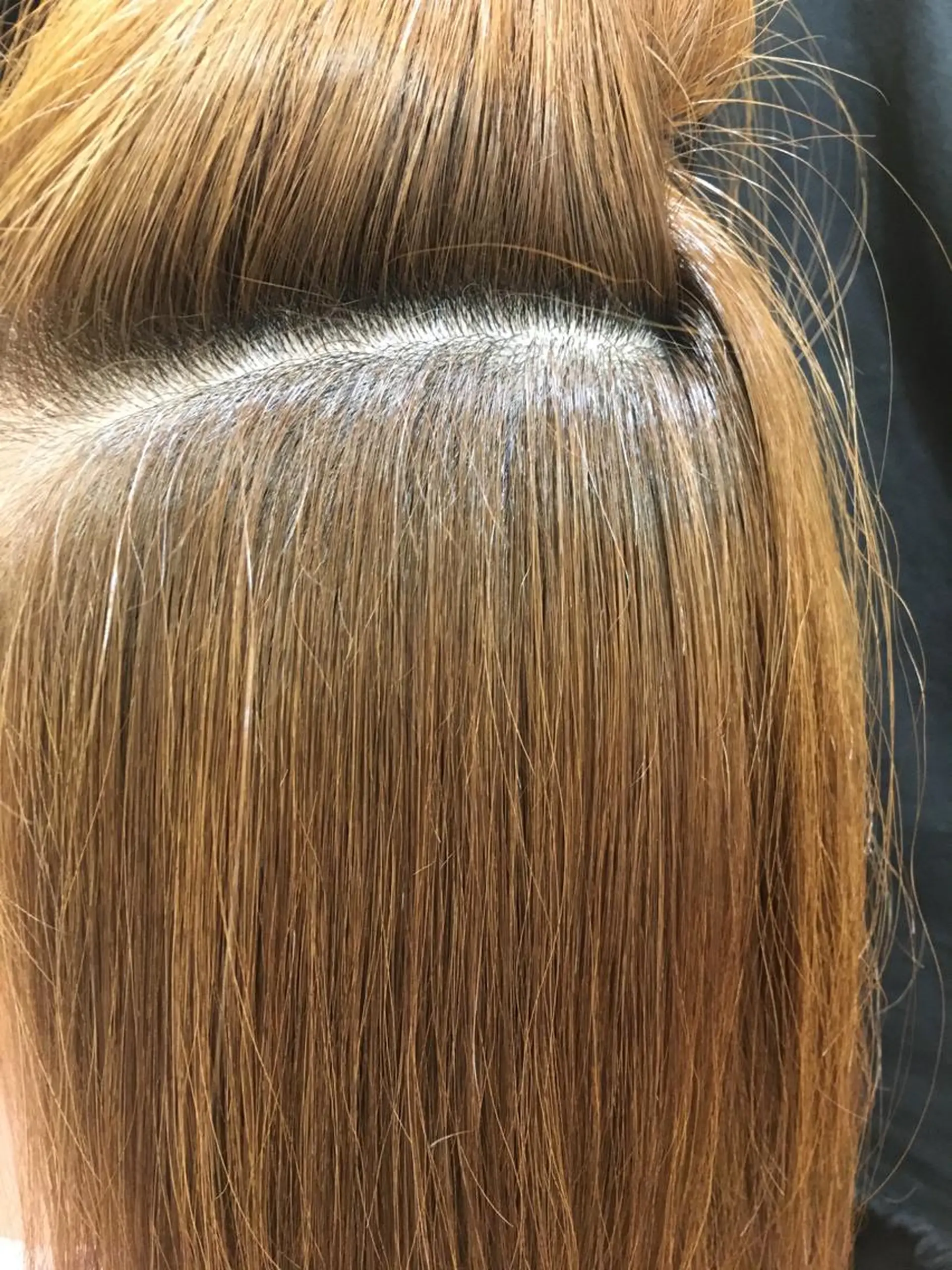 ロング 夜の縮毛矯正　服部 日出登のヘアスタイル