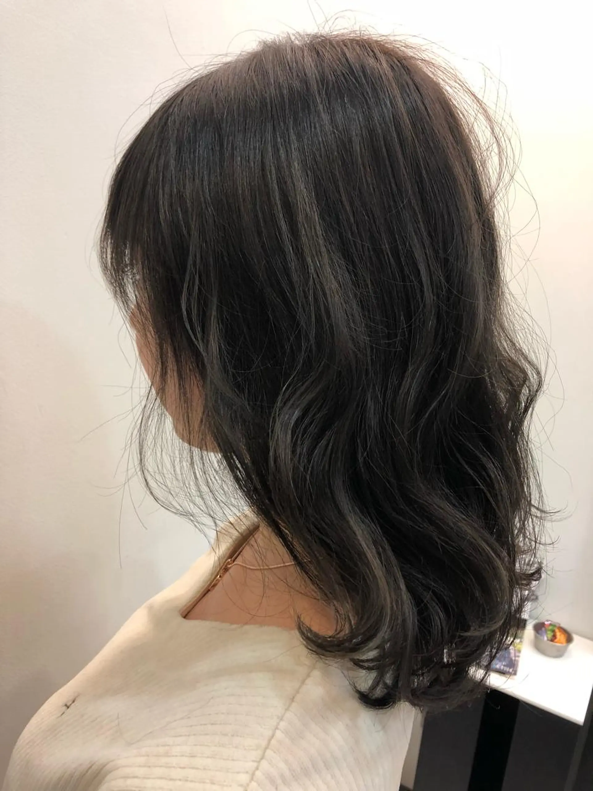セミロング GLROW haruhiのヘアスタイル