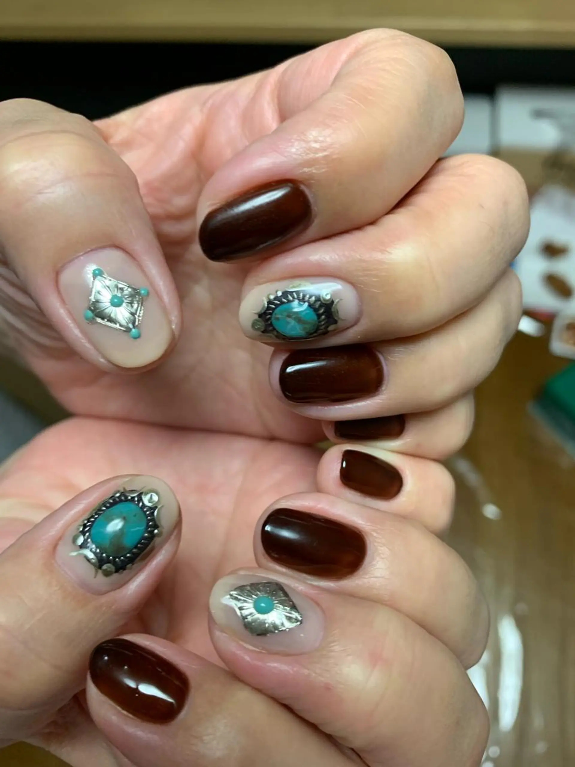 ネイル 大崎 奈々のネイルデザイン