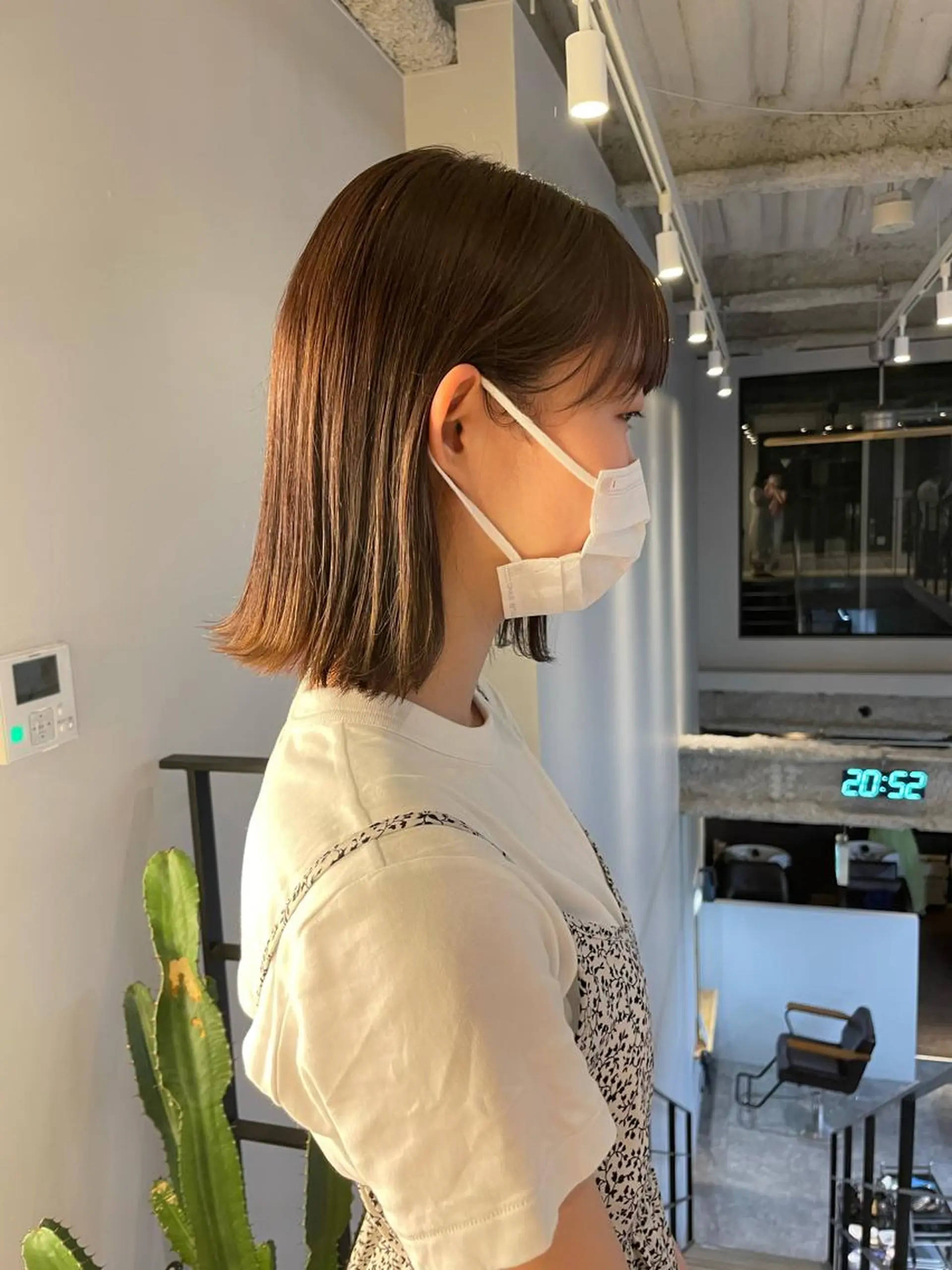 カラー ブリーチ 透明感カラー ブリーチなしカラー yuri/オリーブ/ 暖色カラー/レイヤーのヘアスタイル