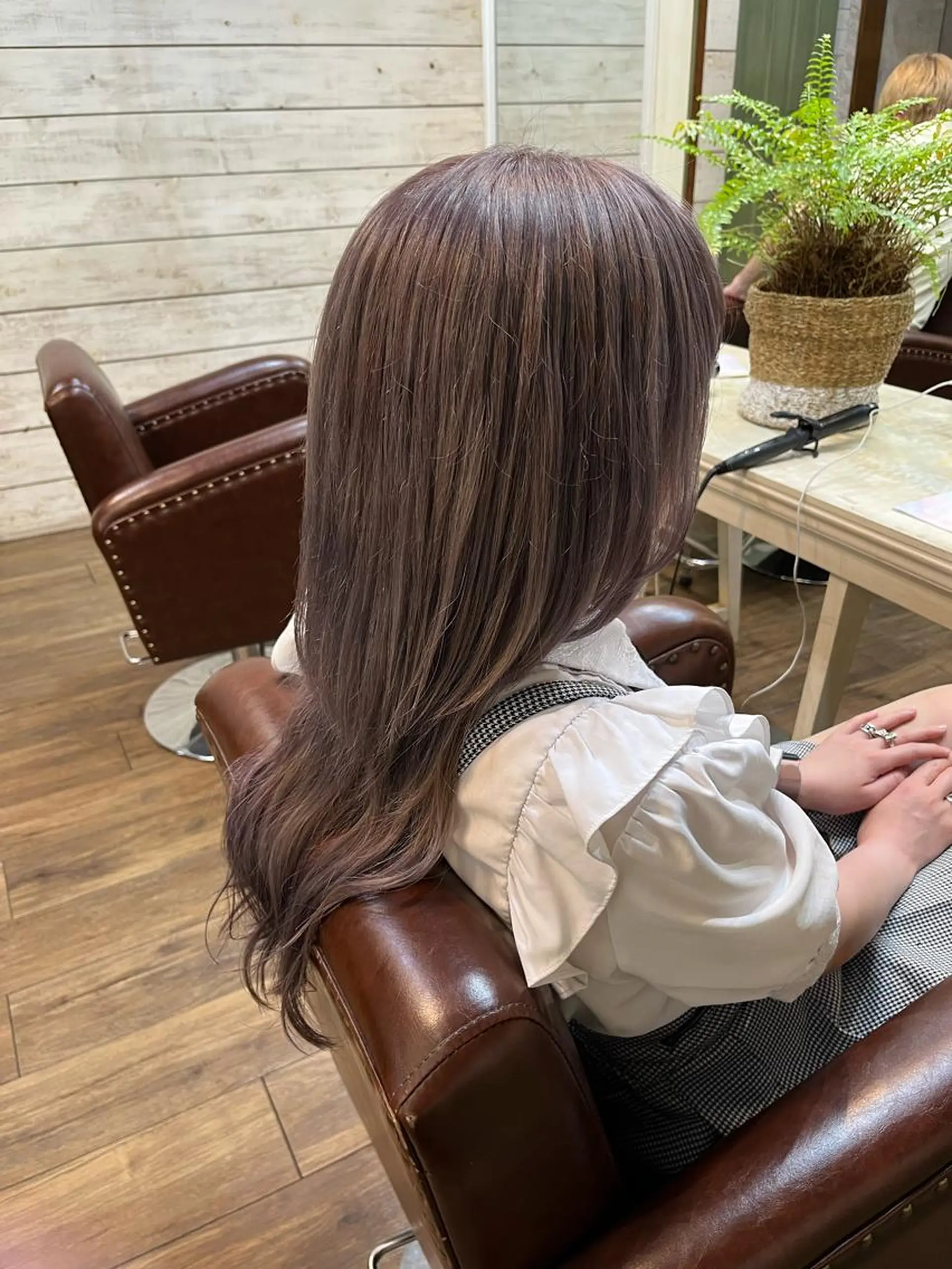 ロング ヘアカラー Belle 新宿所属・清野　花音/ レイヤーカットのヘアスタイル