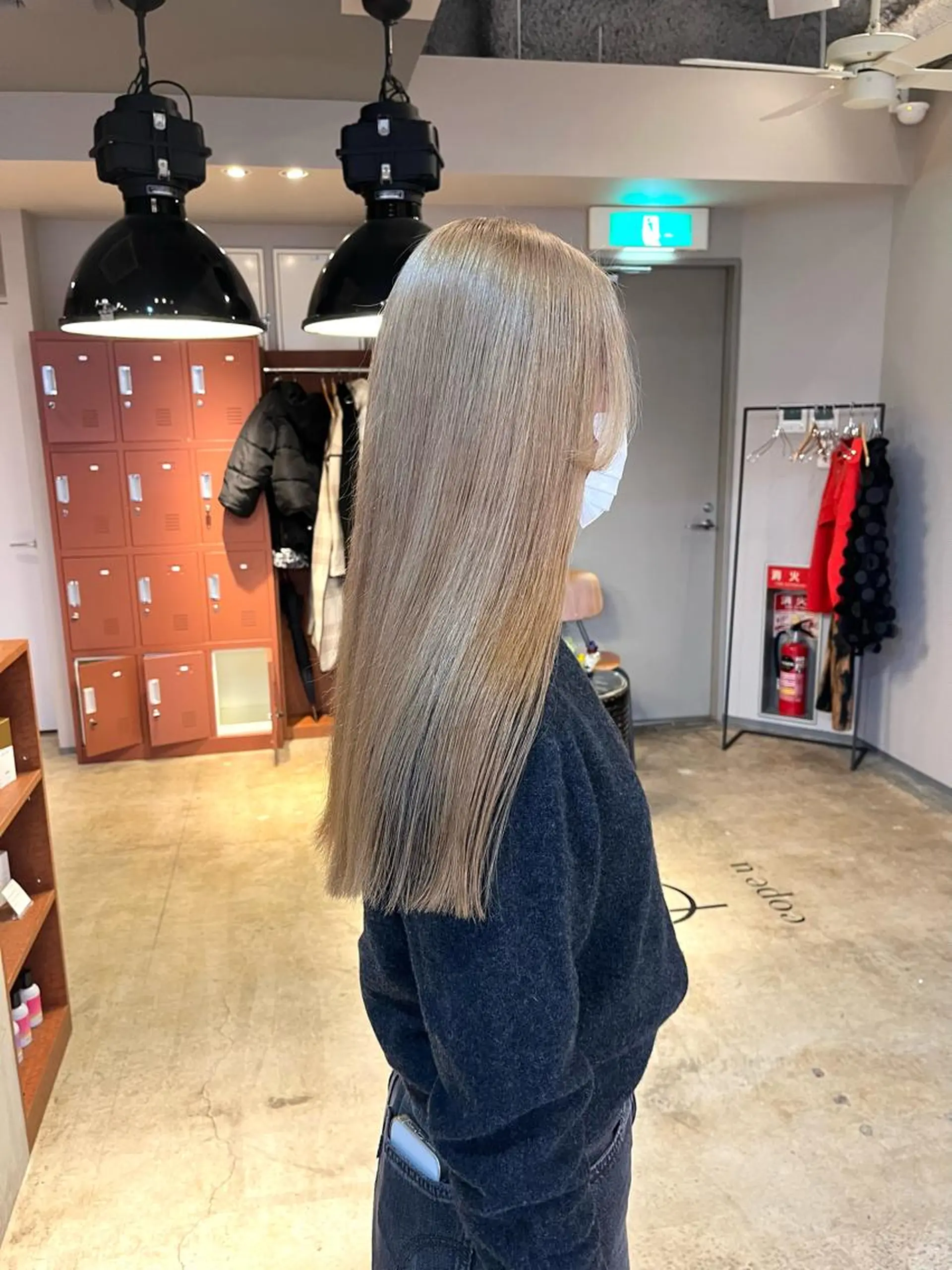 ロング カラー ベージュカラー ブリーチ カット ヘアカラー トリートメント 🩷ハイトーン透明感 レイヤー🩷ユリカのヘアスタイル