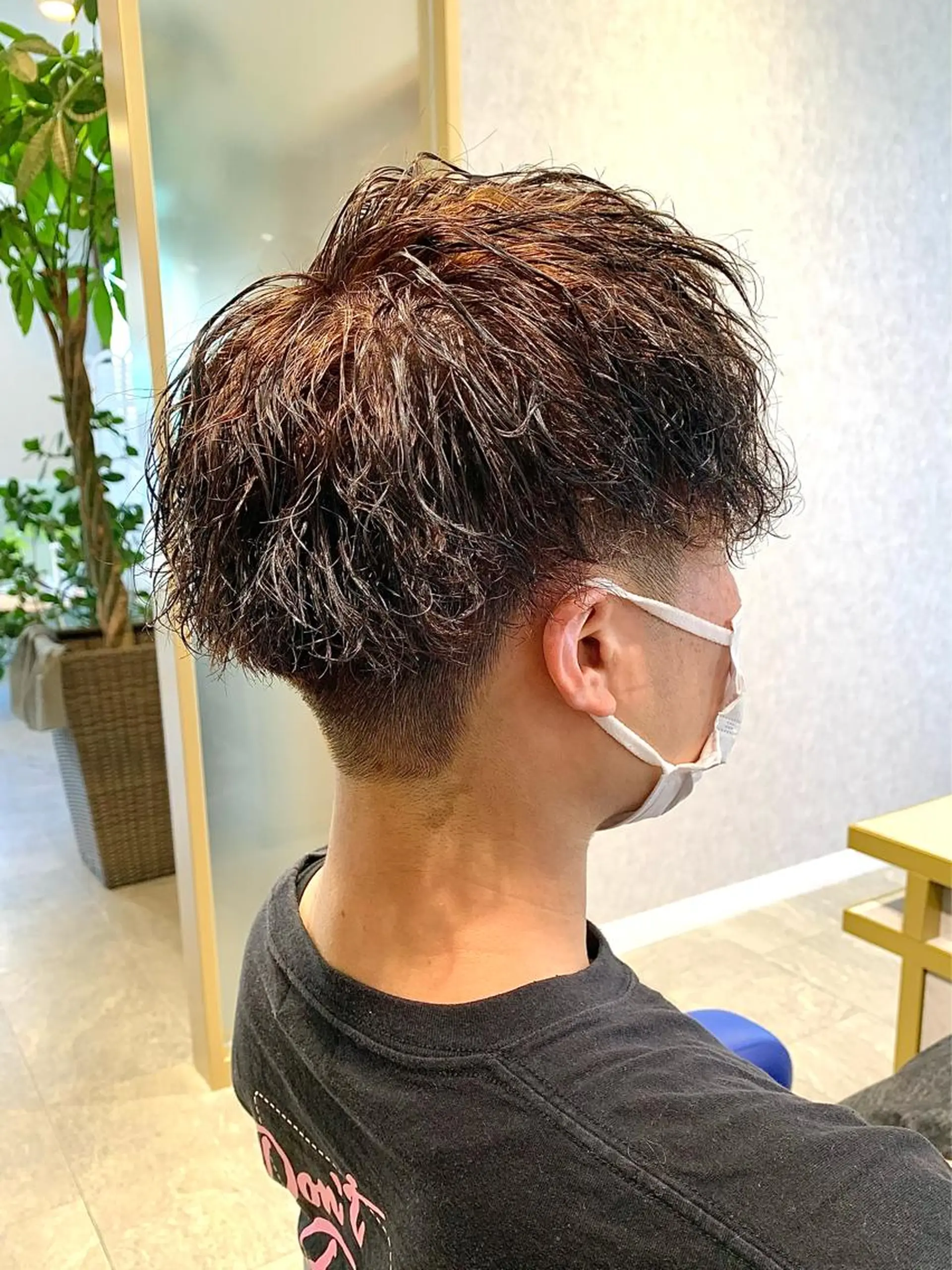 ショート パーマ ヘアアレンジ メンズ メンズブリーチ メンズパーマ メンズツイストパーマ ツイストスパイラルパーマ 波巻きパーマ men’s salon NOA solte. 【メンズサロン ノアソルテ】所属・メンズパーマ職人 加藤 弘貴のヘアスタイル