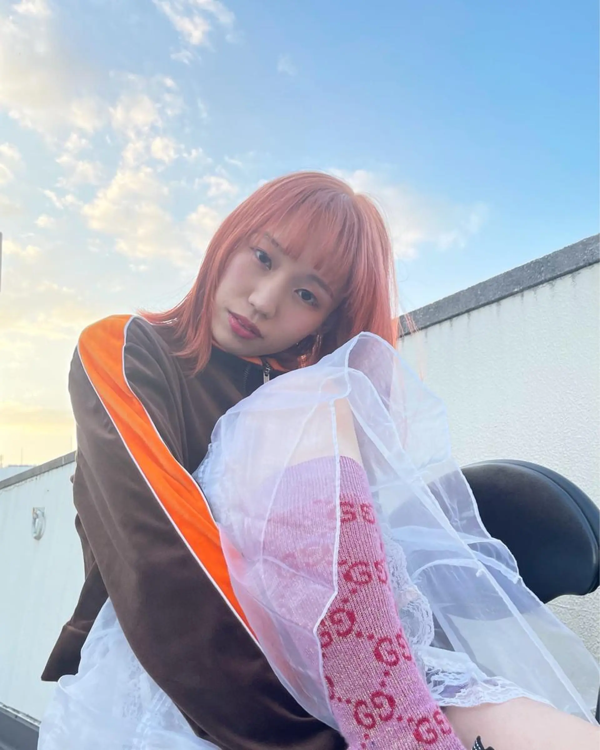 ミディアム カラー トリートメント tomo🍒パーマ ハイトーン似合わせのヘアスタイル