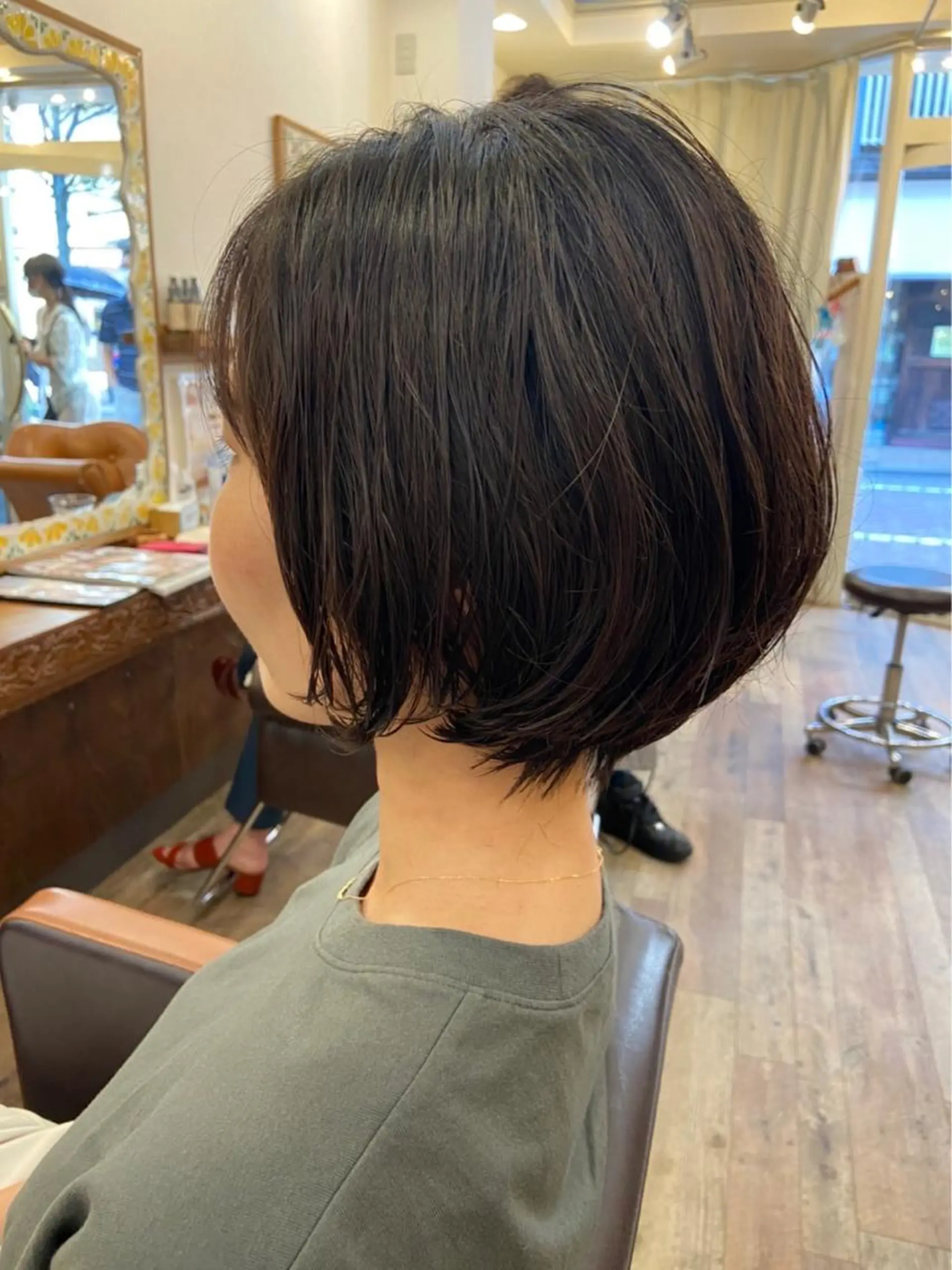ショート 石原 姫菜のヘアスタイル