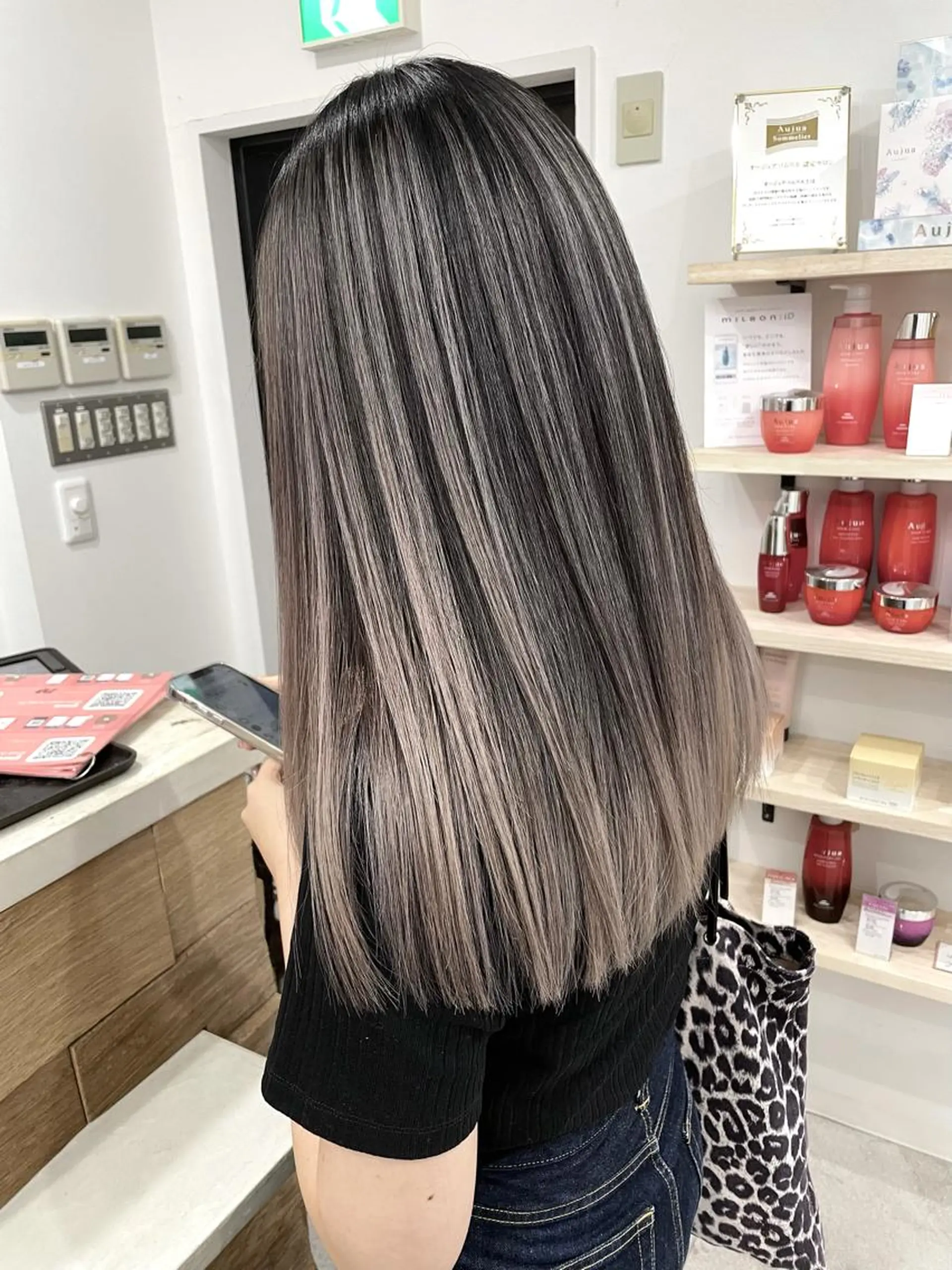 ロング カラー gisele所属・小山 一之のヘアスタイル