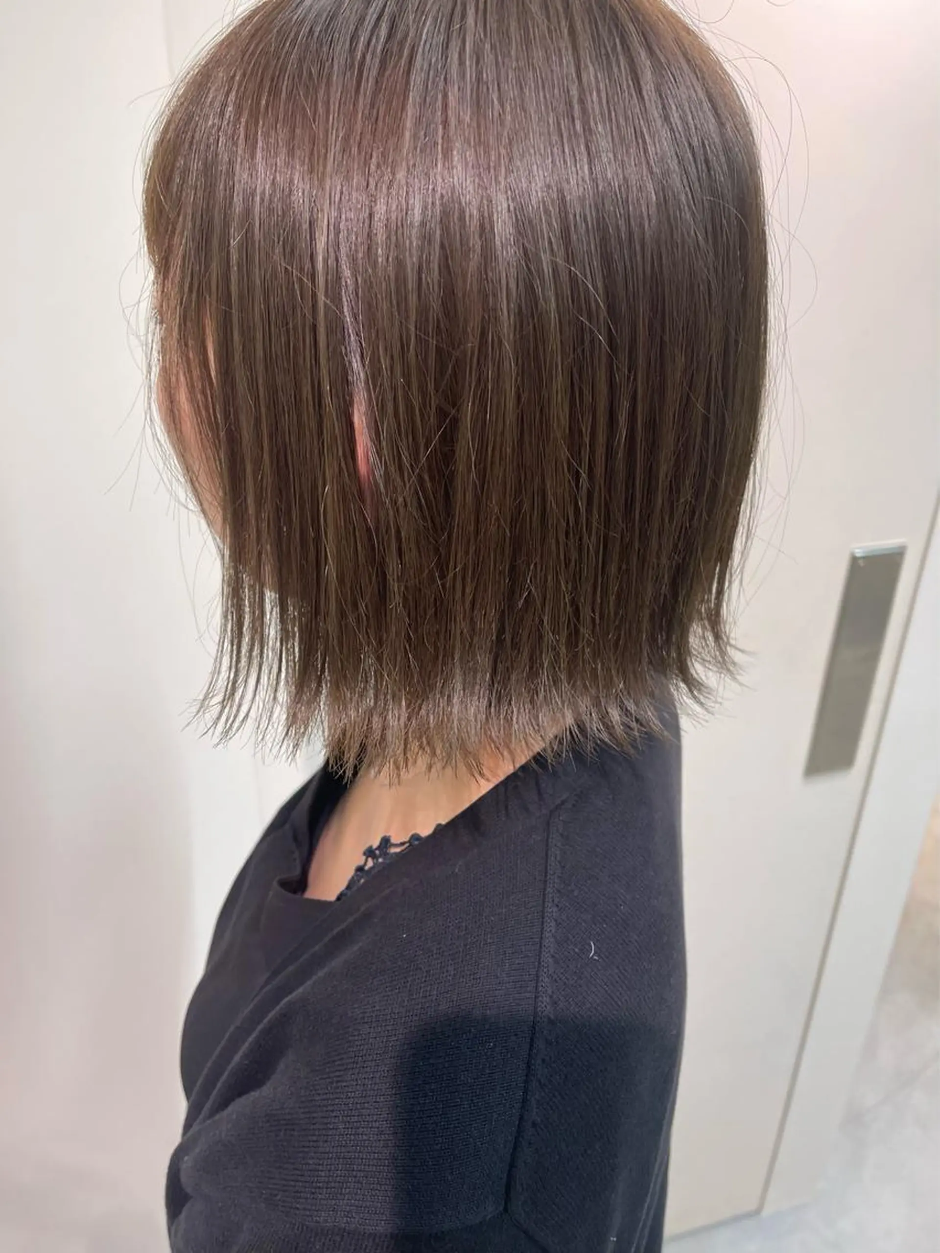 ミディアム カラー ベージュカラー ブリーチ 透明感カラー ブリーチなしカラー mee.urawa所属・似合わせショート×透 明感/やじまたかしのヘアスタイル