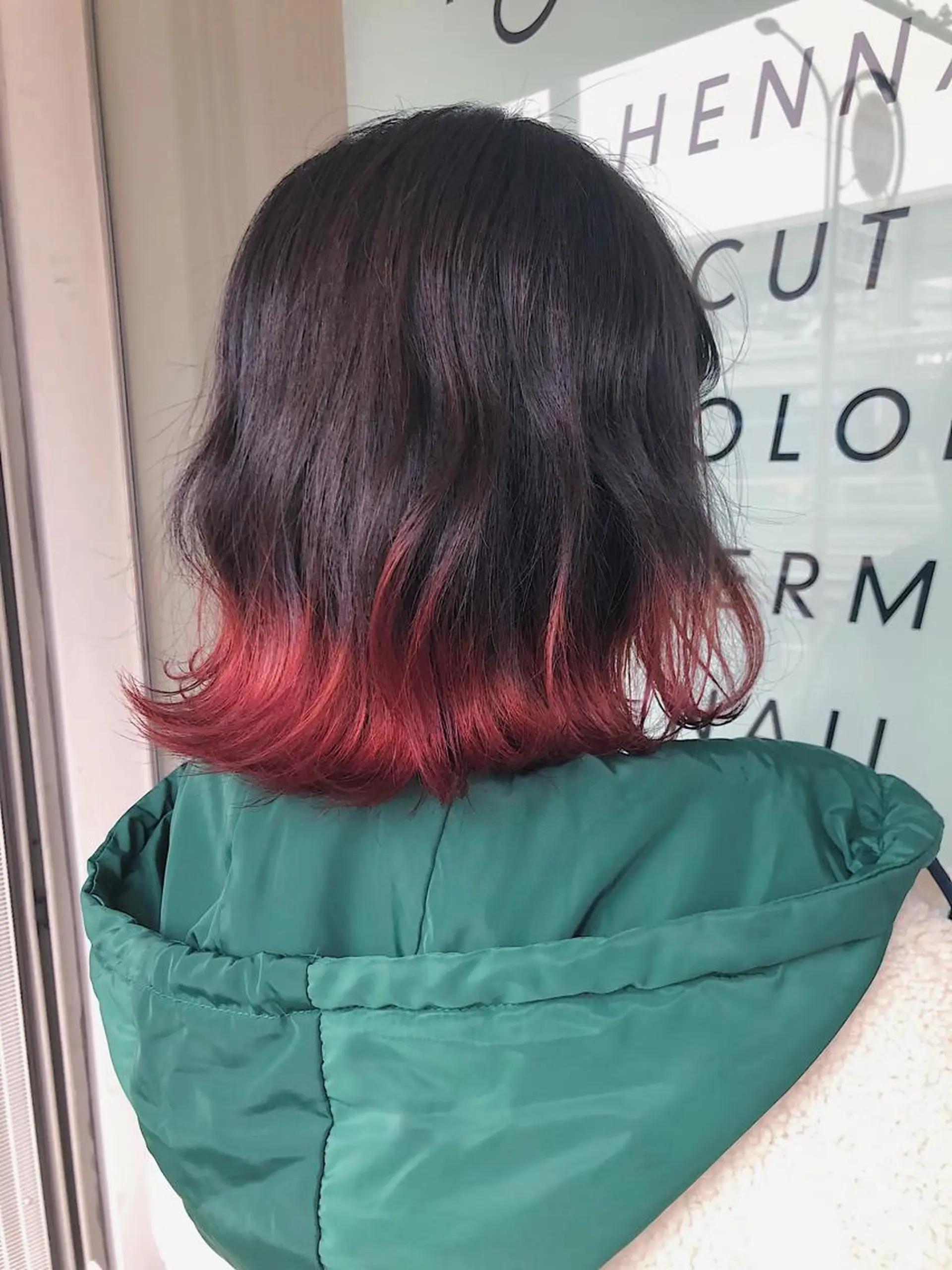 ミディアム カラー KOKOKARA hair星ヶ丘店所属・柴田 のぞみのヘアスタイル