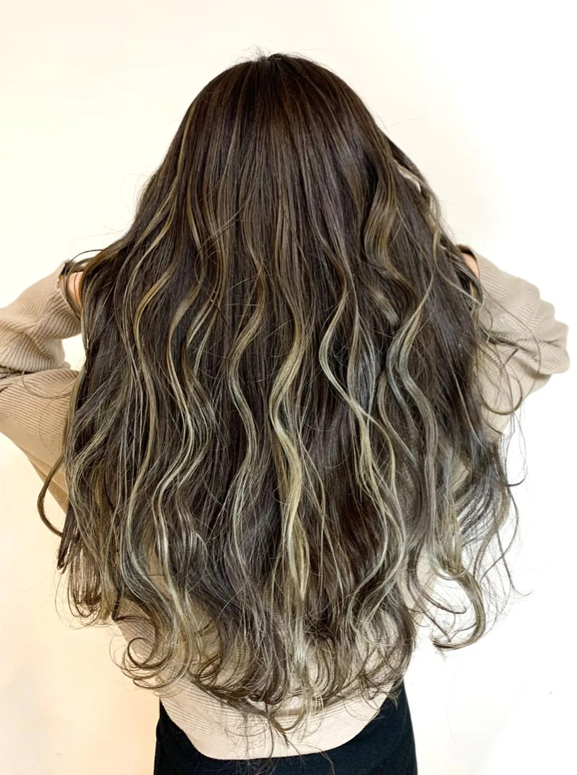 ロング 3Dハイライト 外国人風カラー ハイライト ヘアカラー トリートメント ヘアセット ❤️千葉県代表❤️ 店長❤️柿本翔一朗のヘアスタイル