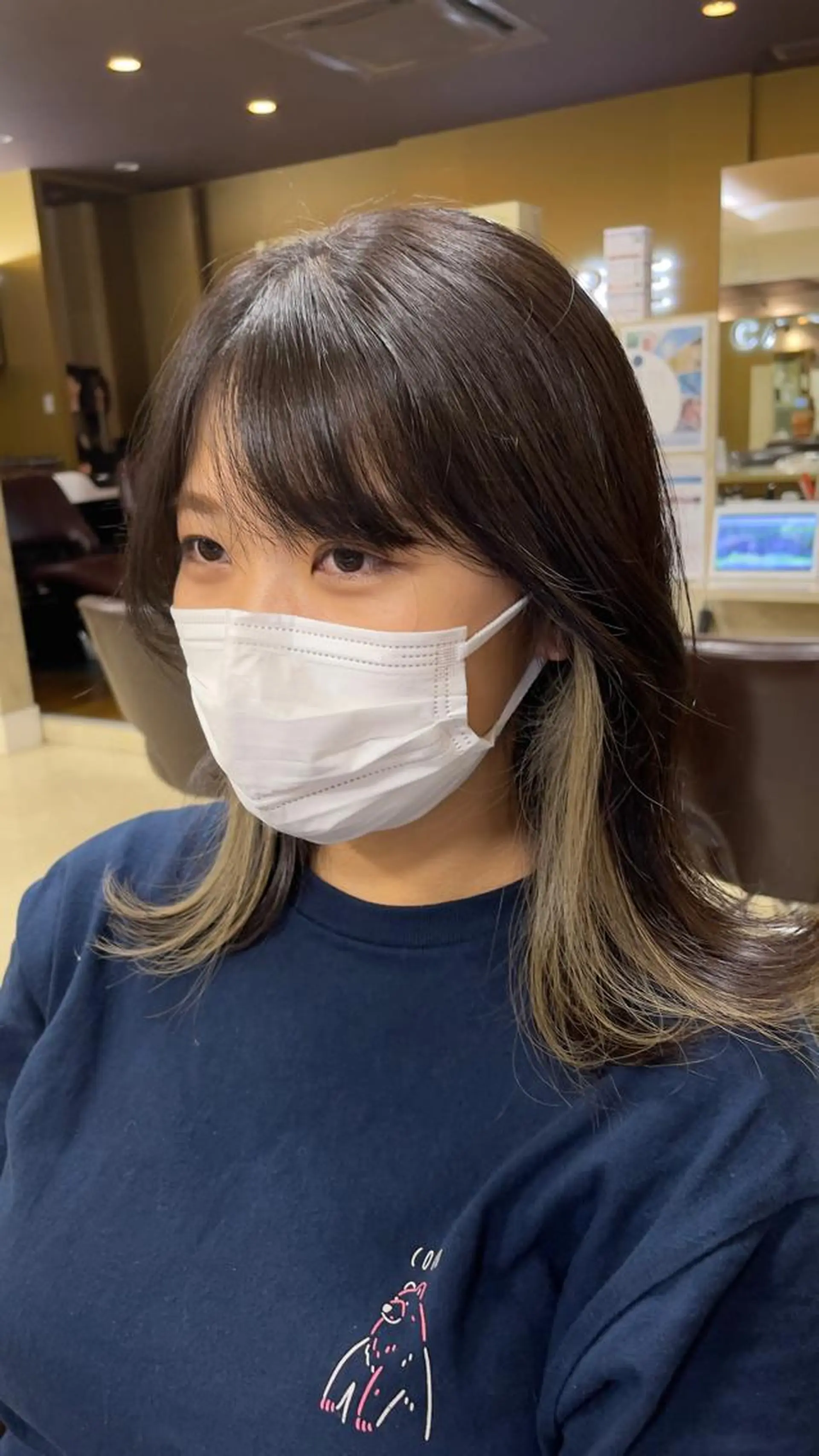 ミディアム カラー イヤリングカラー CARE SHINSAIBASHI所属・縮毛・酸性ストレート 専門 今井のヘアスタイル